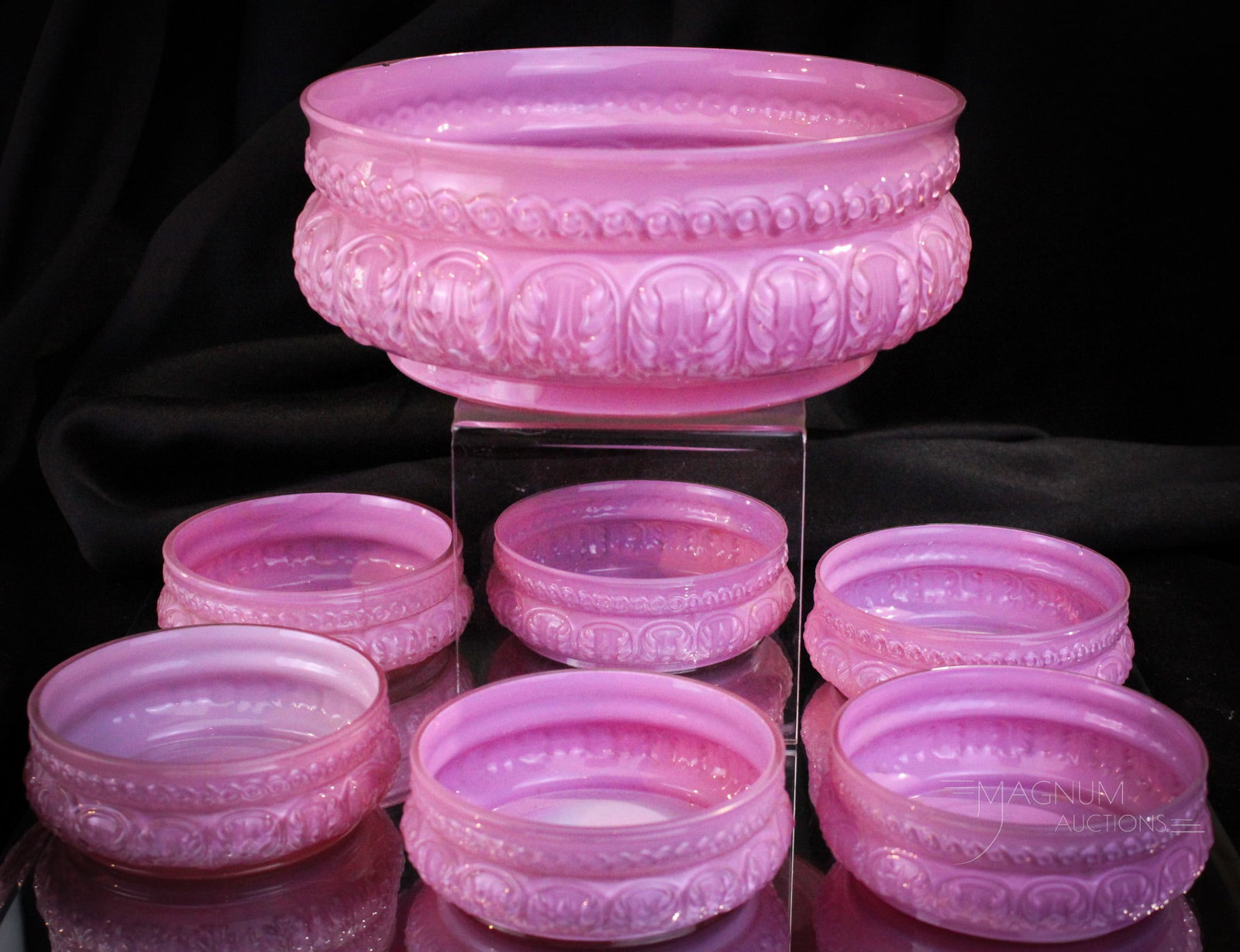 Northwood Leaf Umbrella Victorian Mauve Cased 7 pc Berry Set: Such a tough set to find complete. This Northwood Leaf Umbrella pattern berry set features master berry bowl and six individual berry bowls. All in a delightful mauve cased Rose Du Barry coloring. Lar