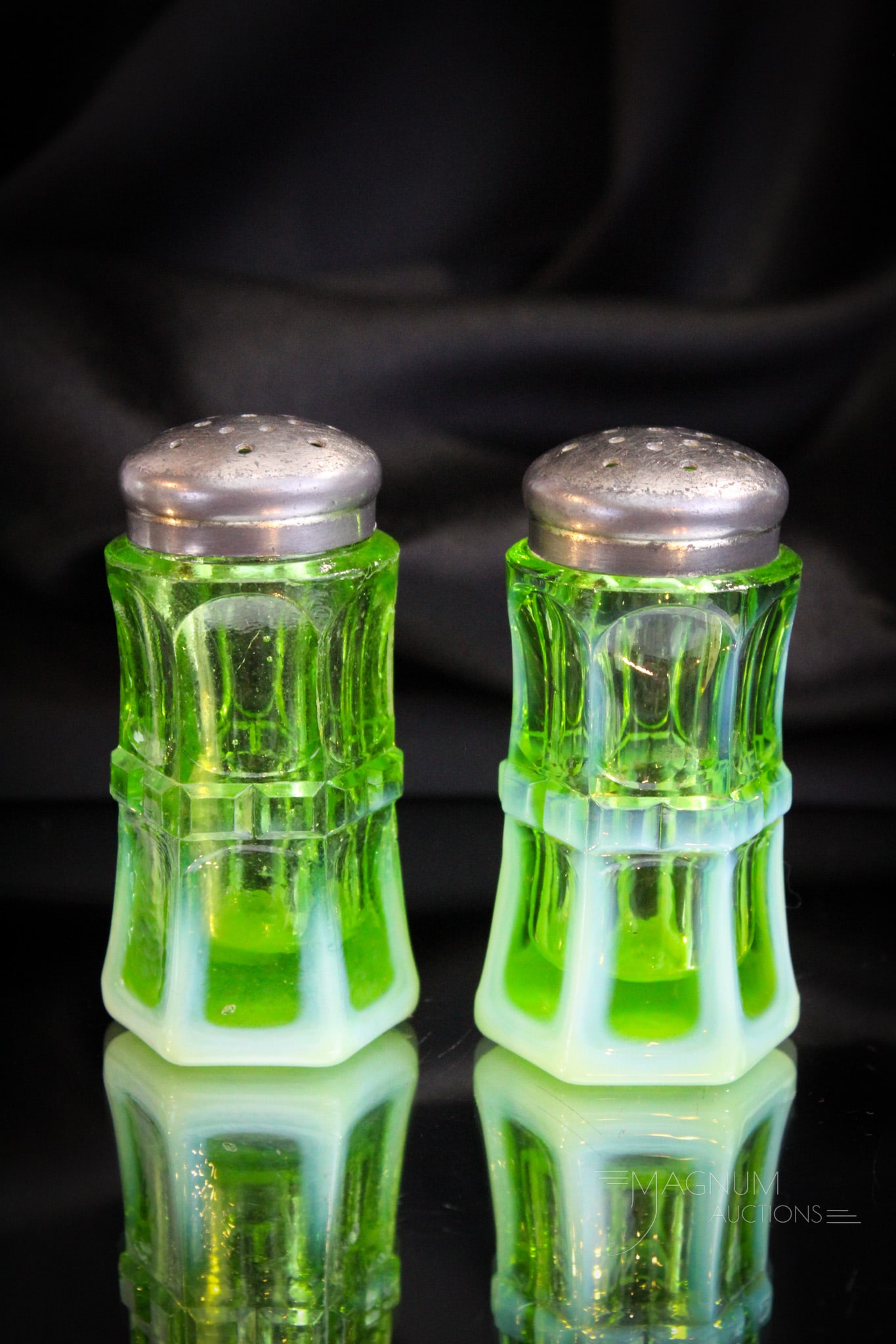 Pair Northwood Regal Green Opalescent Victorian Salt Shakers: Fine and beautiful pair of green opalescent Regal pattern Northwood salt shakers. Tough to find folks! Each measures 3 1/2" tall.