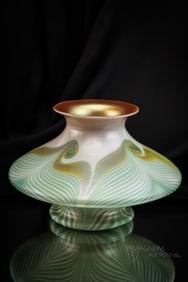 Signed Kew Blas Hooked Feather Art Glass Vase