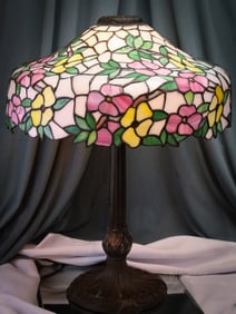 Chicago Mosaic Leaded Glass Arts & Crafts Period Table Lamp