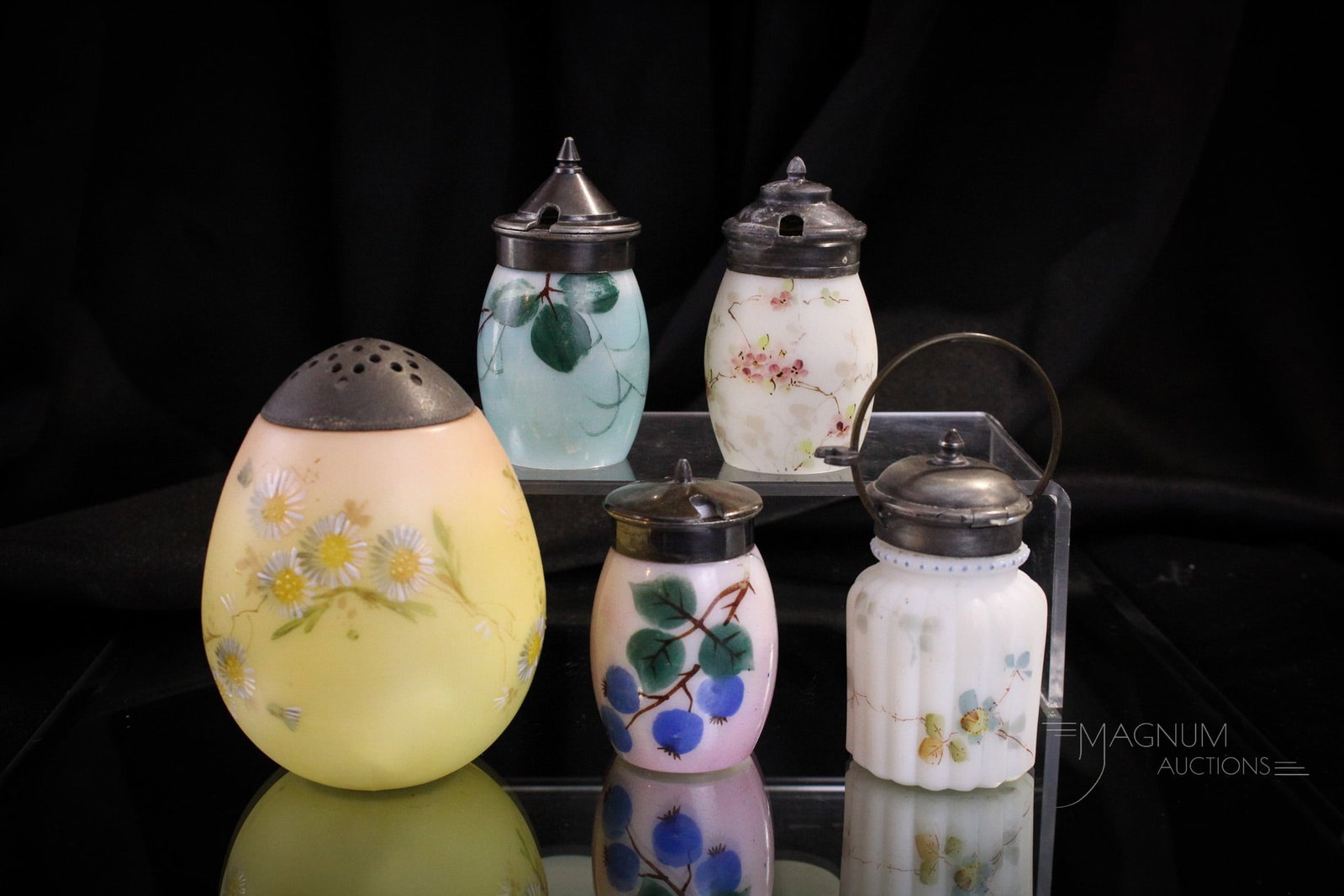 5 pc Lot Mt. Washington Victorian Glass Sugar Shaker & Mustards: Nice array of the fine wares of the Victorian era. This lot includes a Mt. Washington egg sugar shaker along with four examples of Mt. Washington mustard jars. Tallest measures 4 1/2".