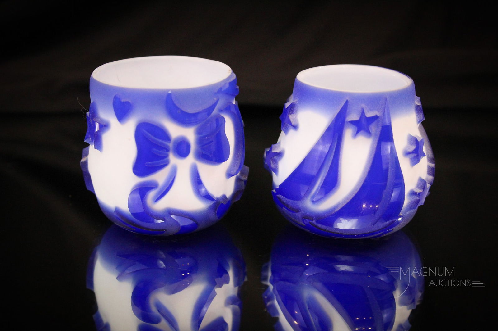 2 pc Lot Kelsey Murphy Pilgrim Cameo Art Glass Toothpick Holders (1 of 8)