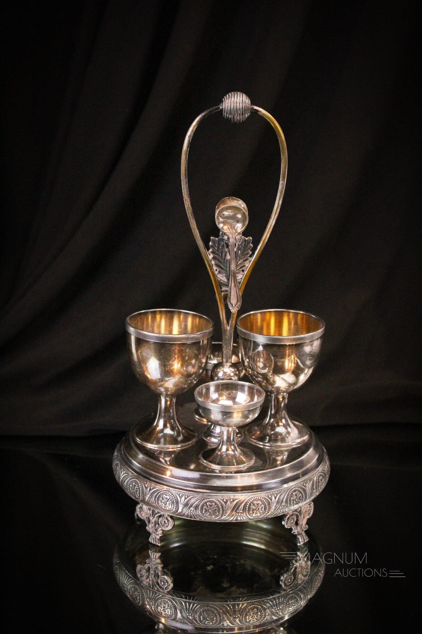 Victorian Toronto Silverplate Egg Server (1 of 8)