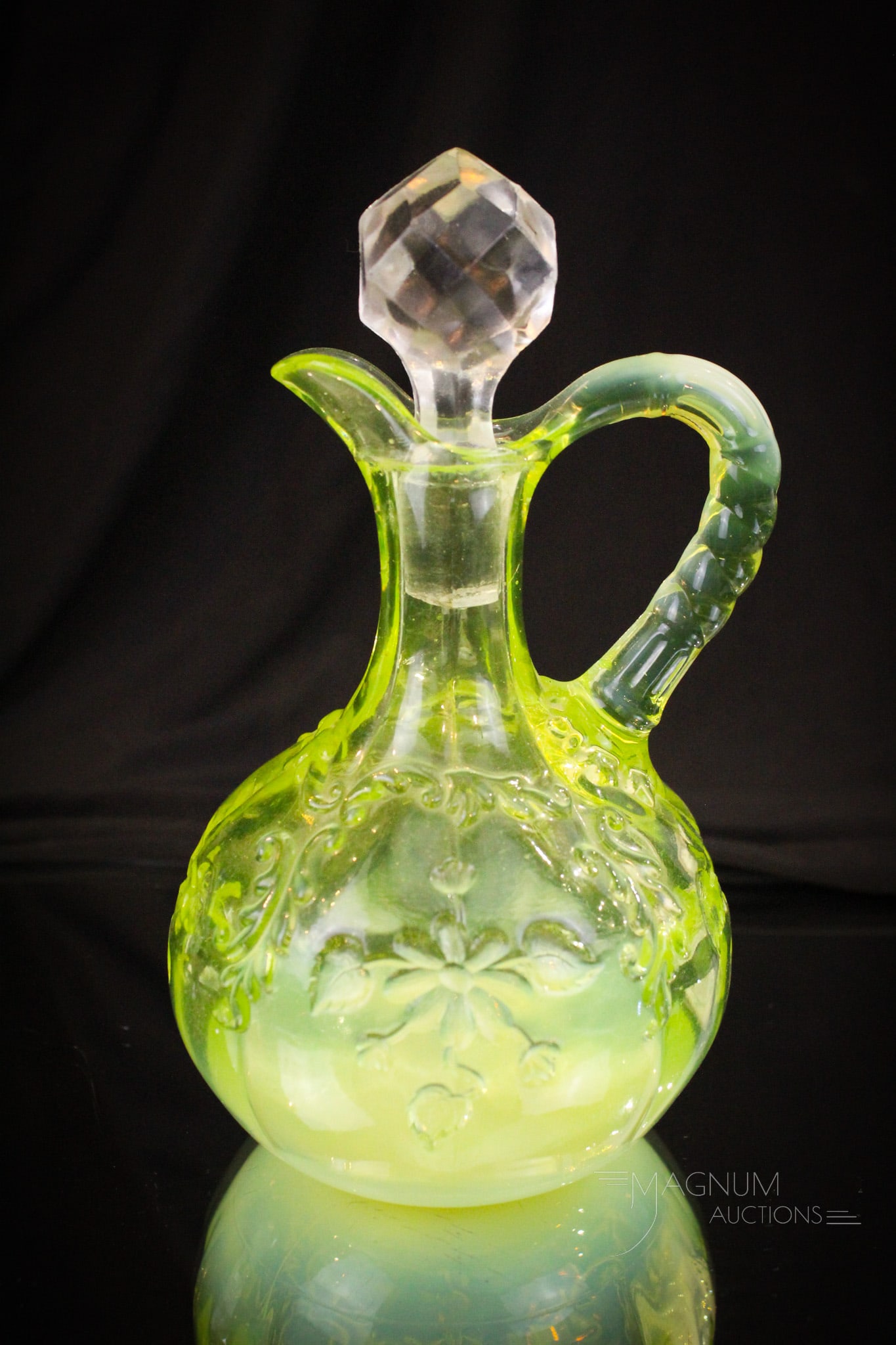 Rare Vaseline Opalescent Northwood Intaglio Victorian Glass Cruet (1 of 9)