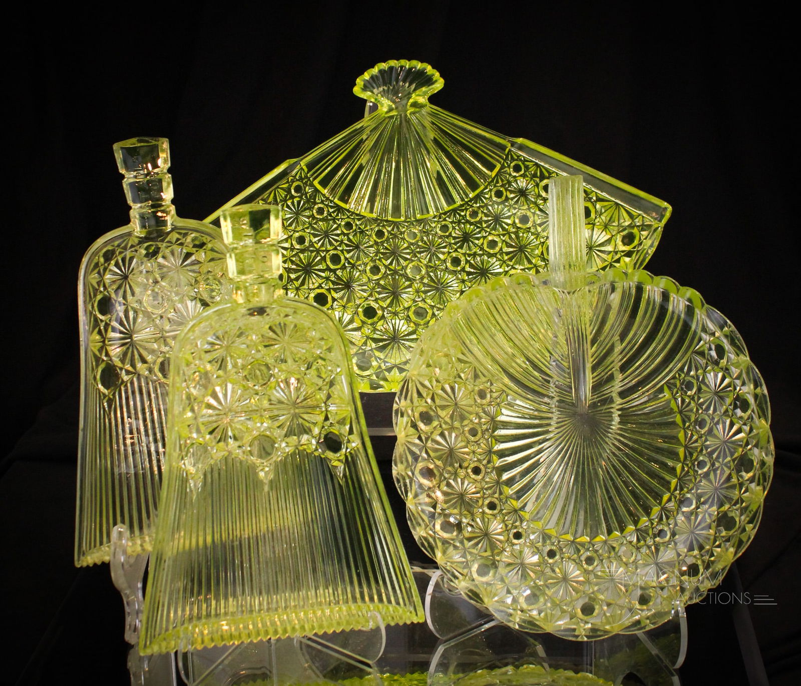 4 pc Lot Victorian Vaseline Glass Novelty Trays (1 of 14)