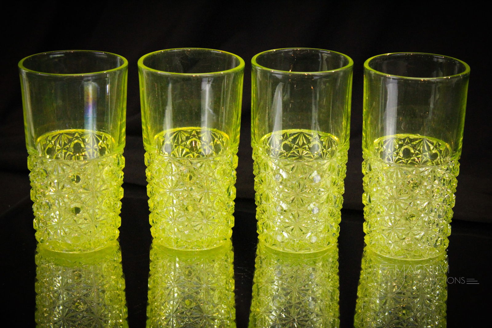 4 pc Lot Victorian Vaseline Glass Juice Tumblers (1 of 9)