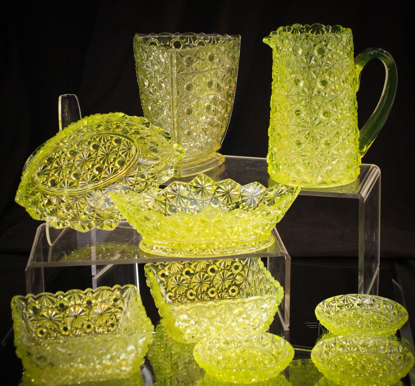 9 pc Lot Victorian Vaseline Daisy & Button Glass (1 of 16)