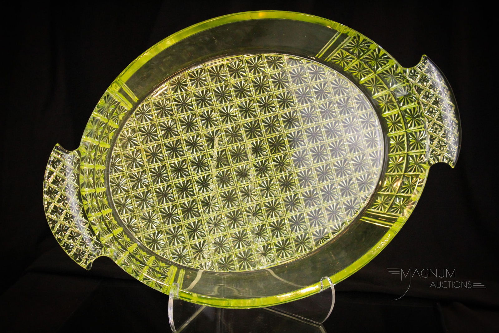 Richards & Hartley Victorian Vaseline Glass Large Tray (1 of 6)