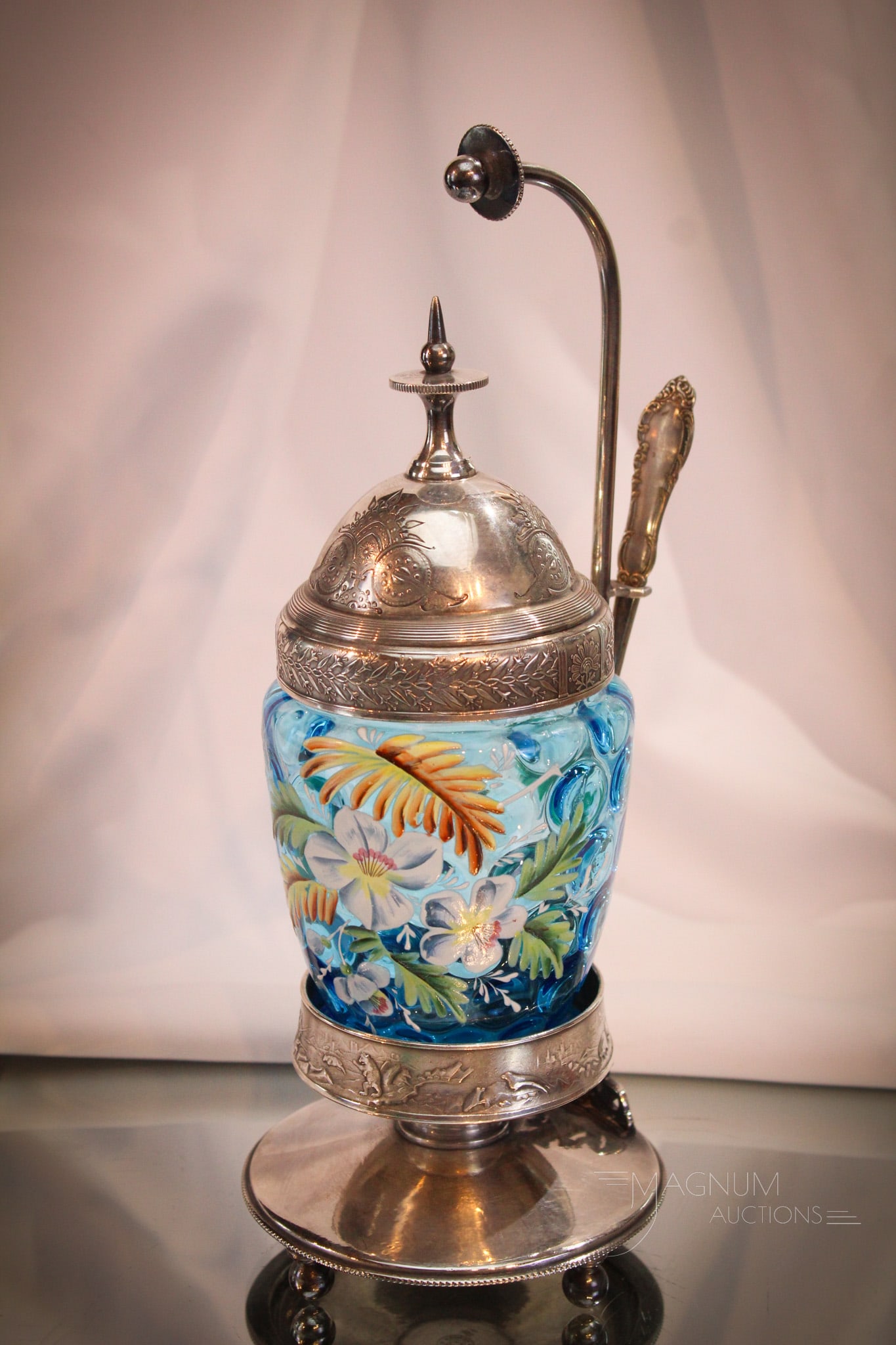 Meriden Victorian Silverplate Enameled Blue Pickle Castor (1 of 13)