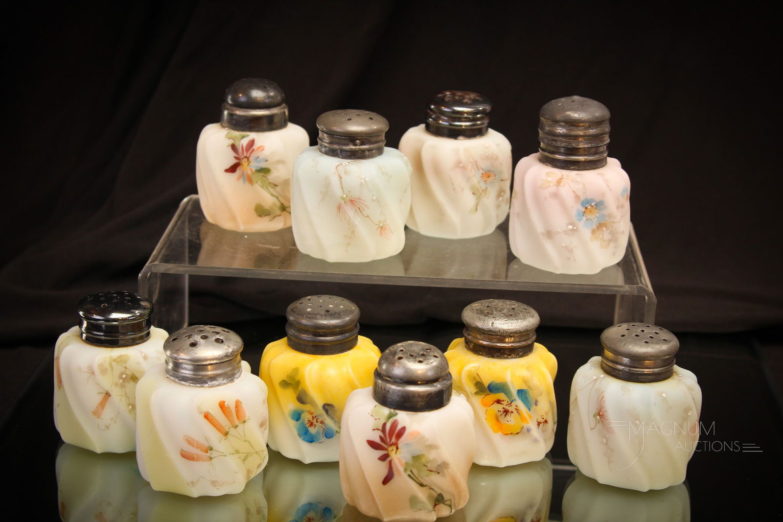 10 pc Lot Victorian Wavecrest Glass Salt Shakers (1 of 4)