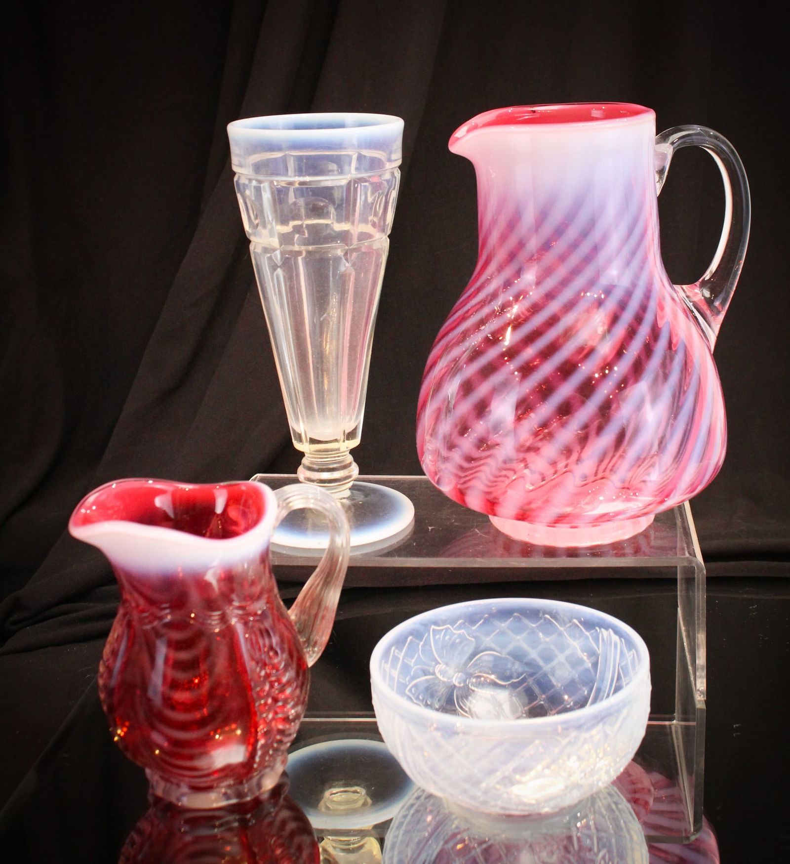 4 pc Lot Fenton Cranberry & More Opalescent Glass (1 of 15)