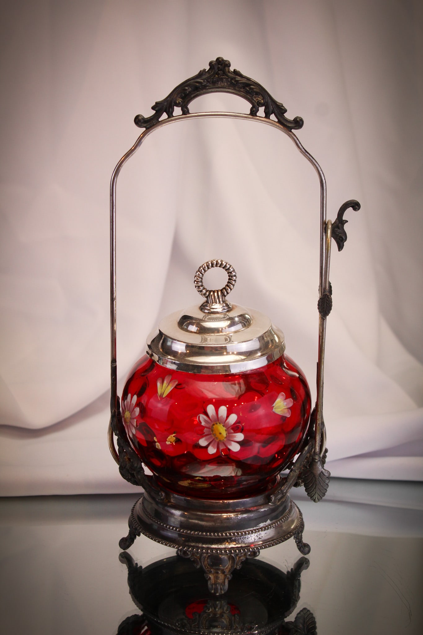 Homan Victorian Silverplate Cranberry Enameled Pickle Castor (1 of 12)