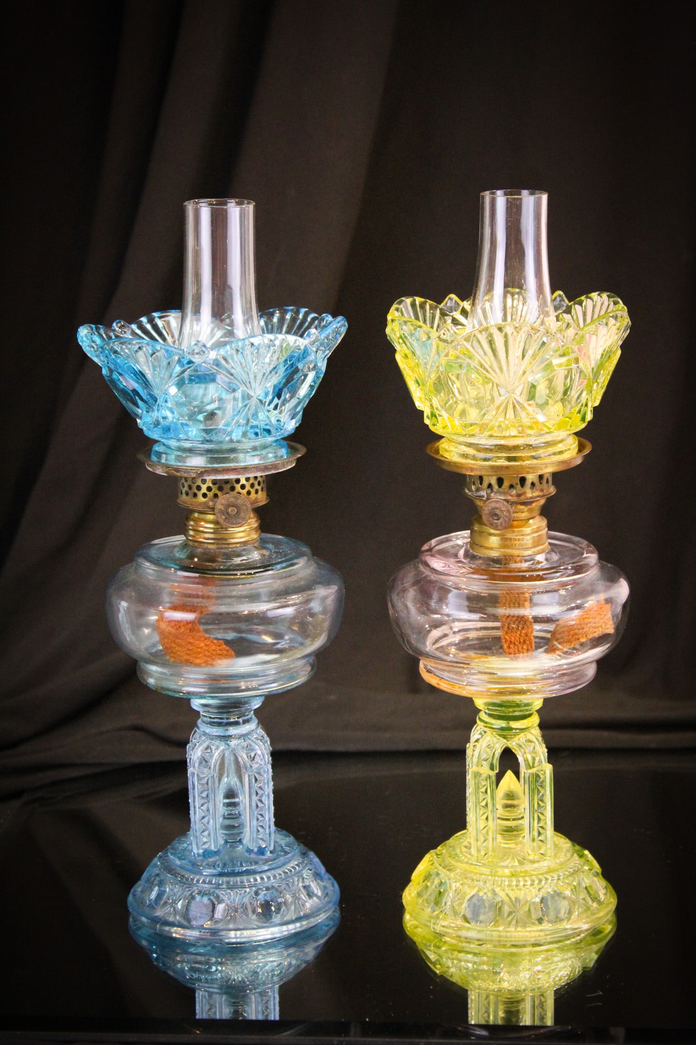 2 pc Lot Victorian Belmont Cathedral Miniature Oil Lamp (1 of 17)