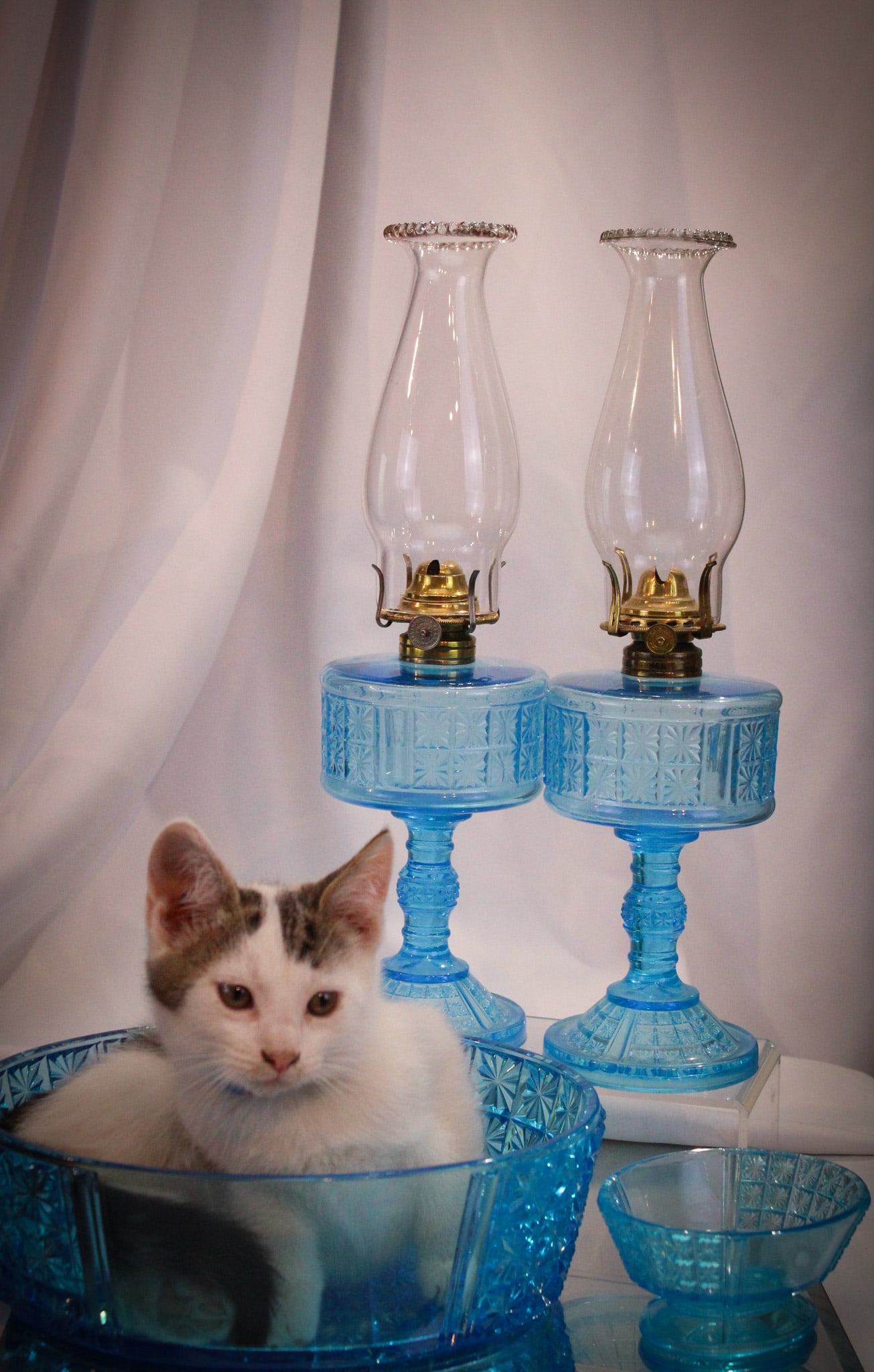 4 pc Lot EAPG Victorian Two-Panel Glass Oil Lamps & More (1 of 14)