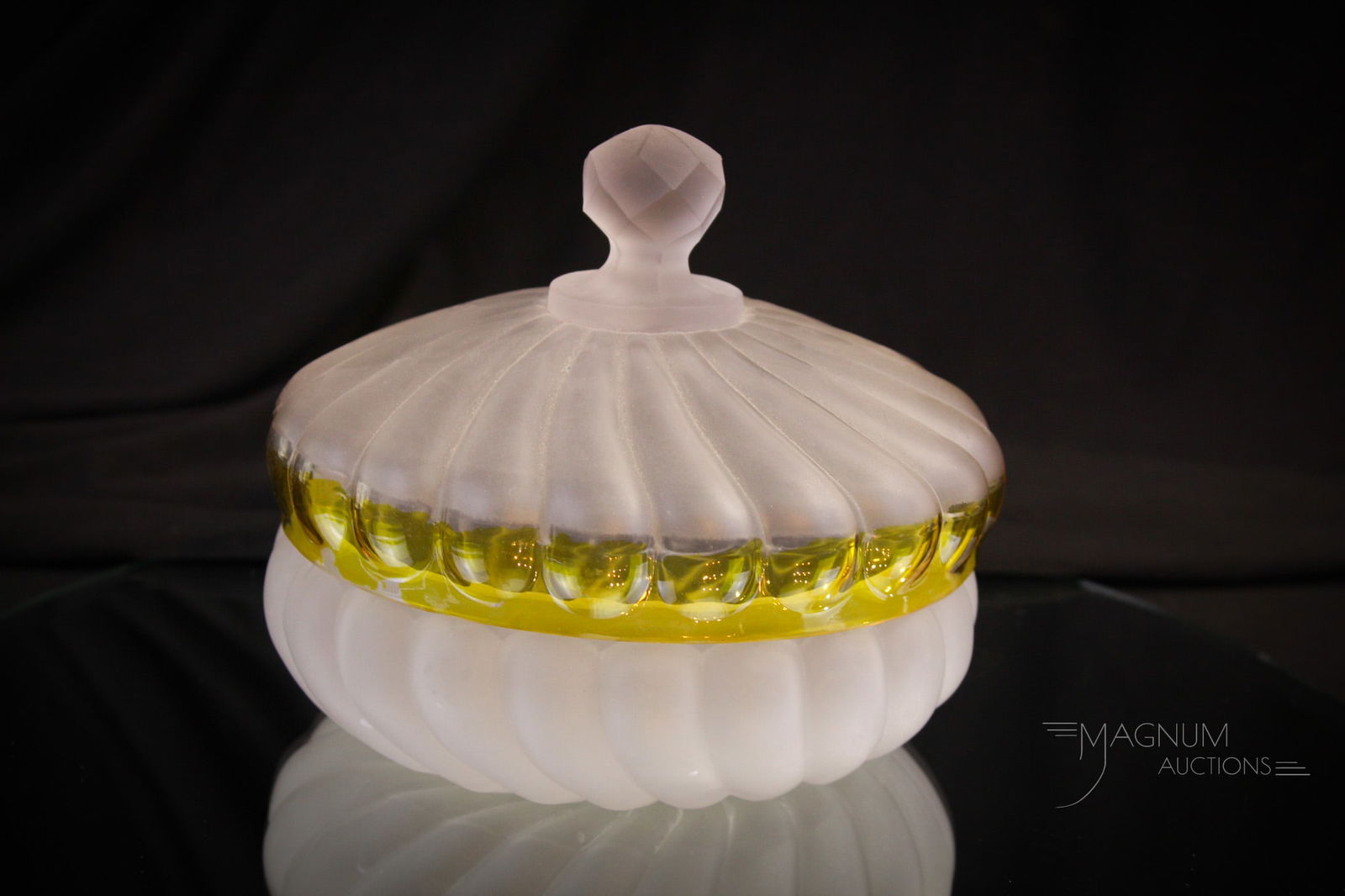 Scarce Hobb's Frances Ware Swirl Victorian Butter (1 of 5)