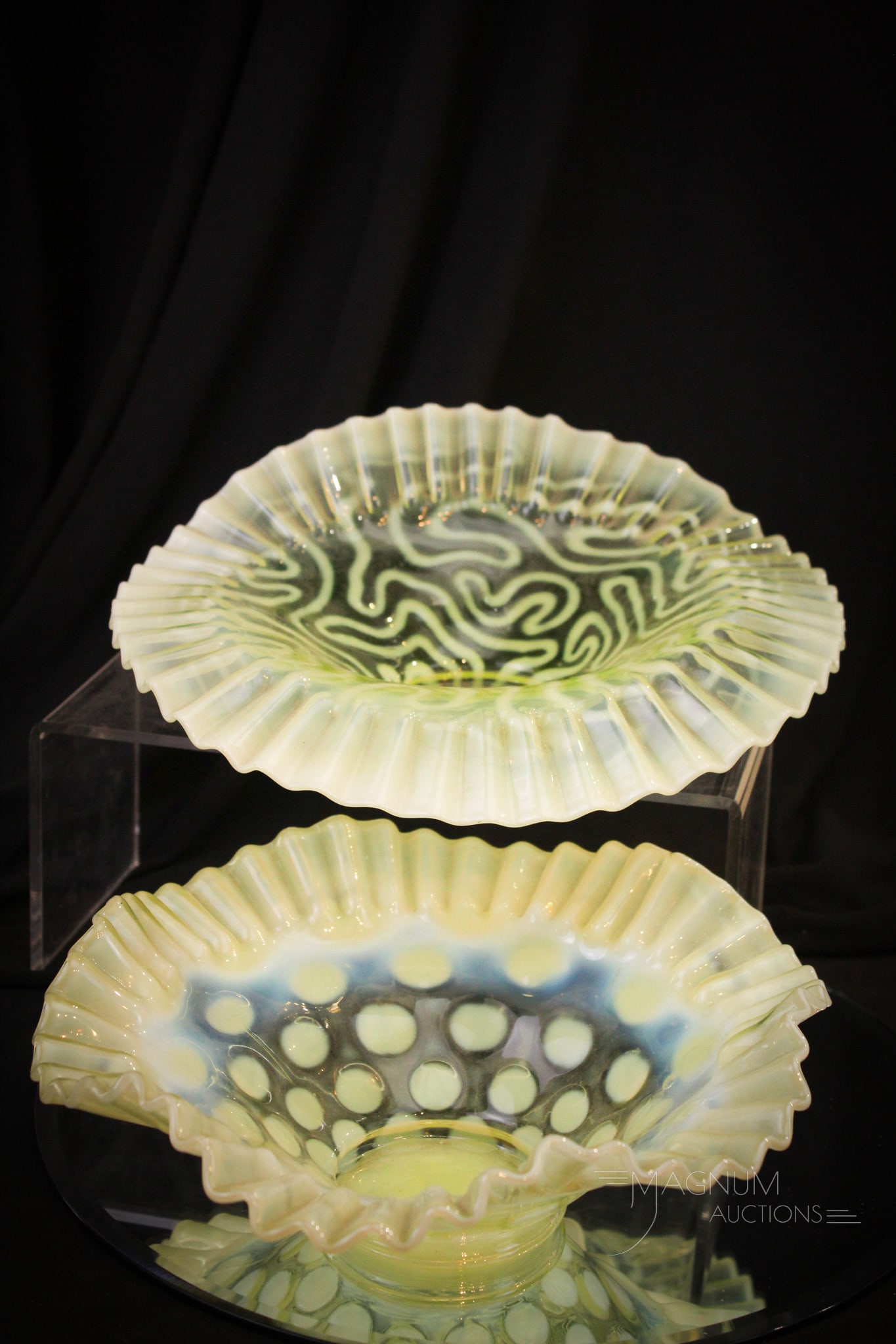 Two piece lot Victorian Vaseline Opalescent Bowls (1 of 10)