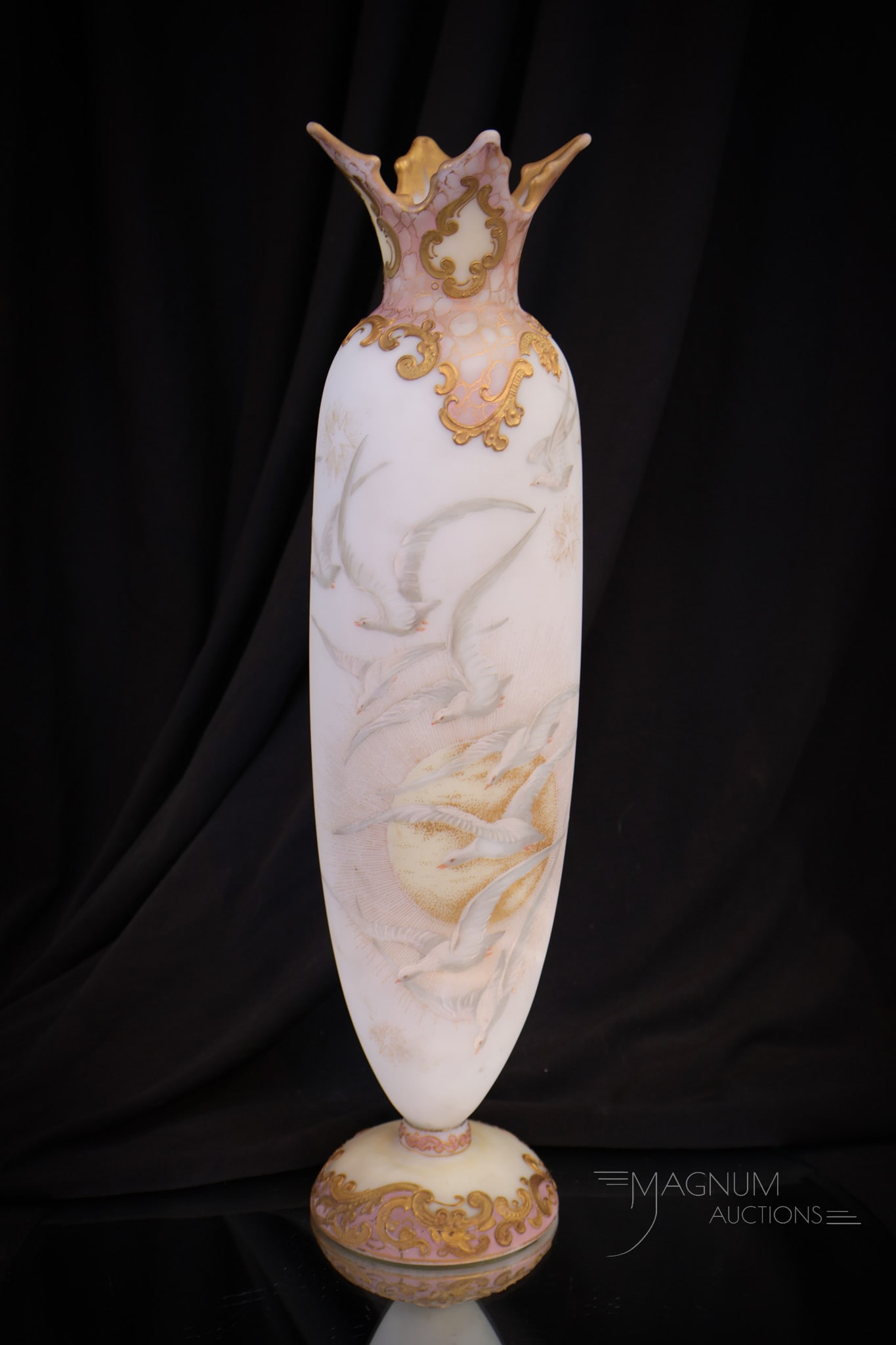 Mt. Washington Victorian Glass Crown Milano 14" Seagulls Vase (1 of 13)