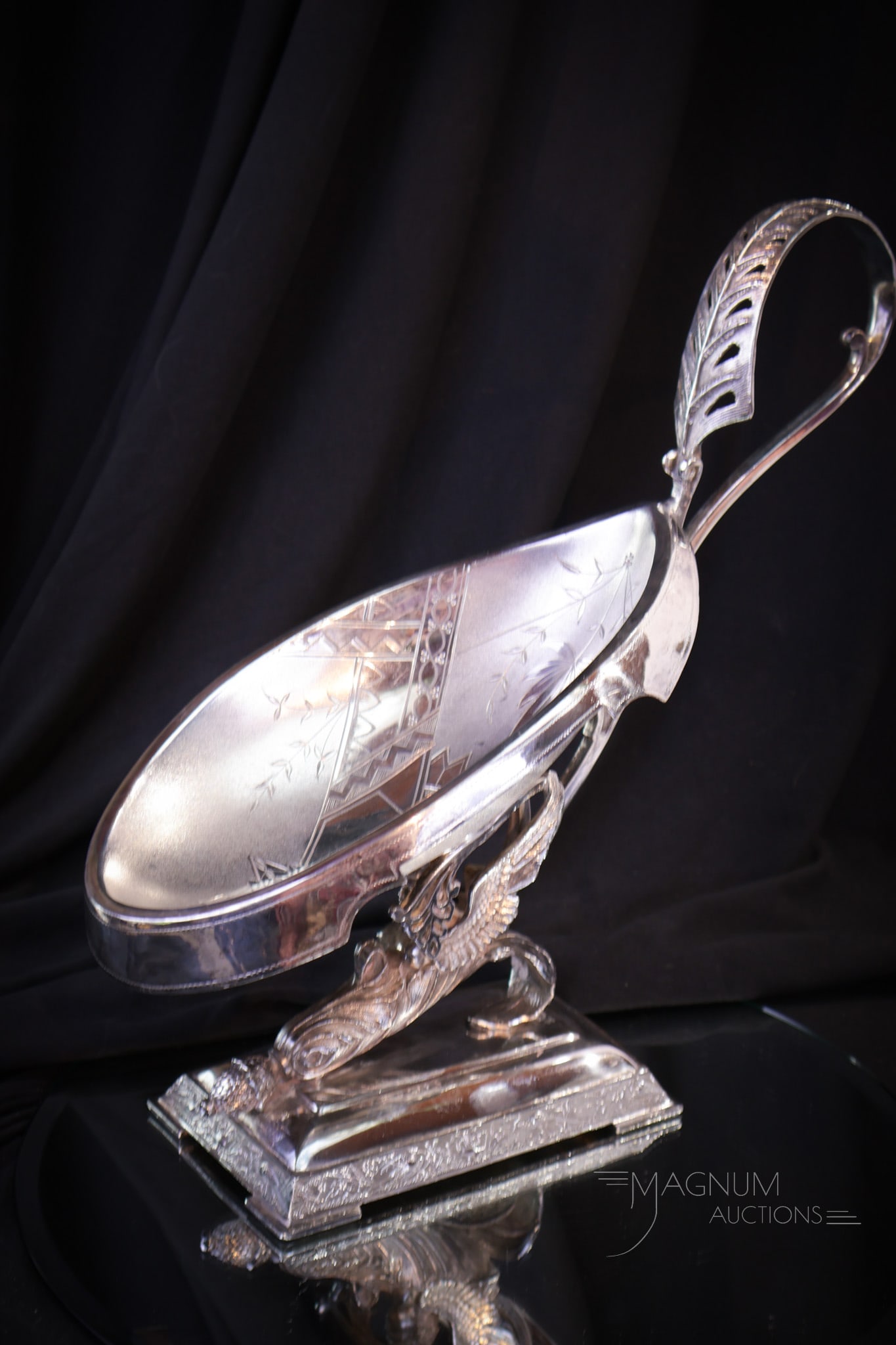 Wilcox Victorian Silverplate Figural Asthetic Serving Piece (1 of 8)