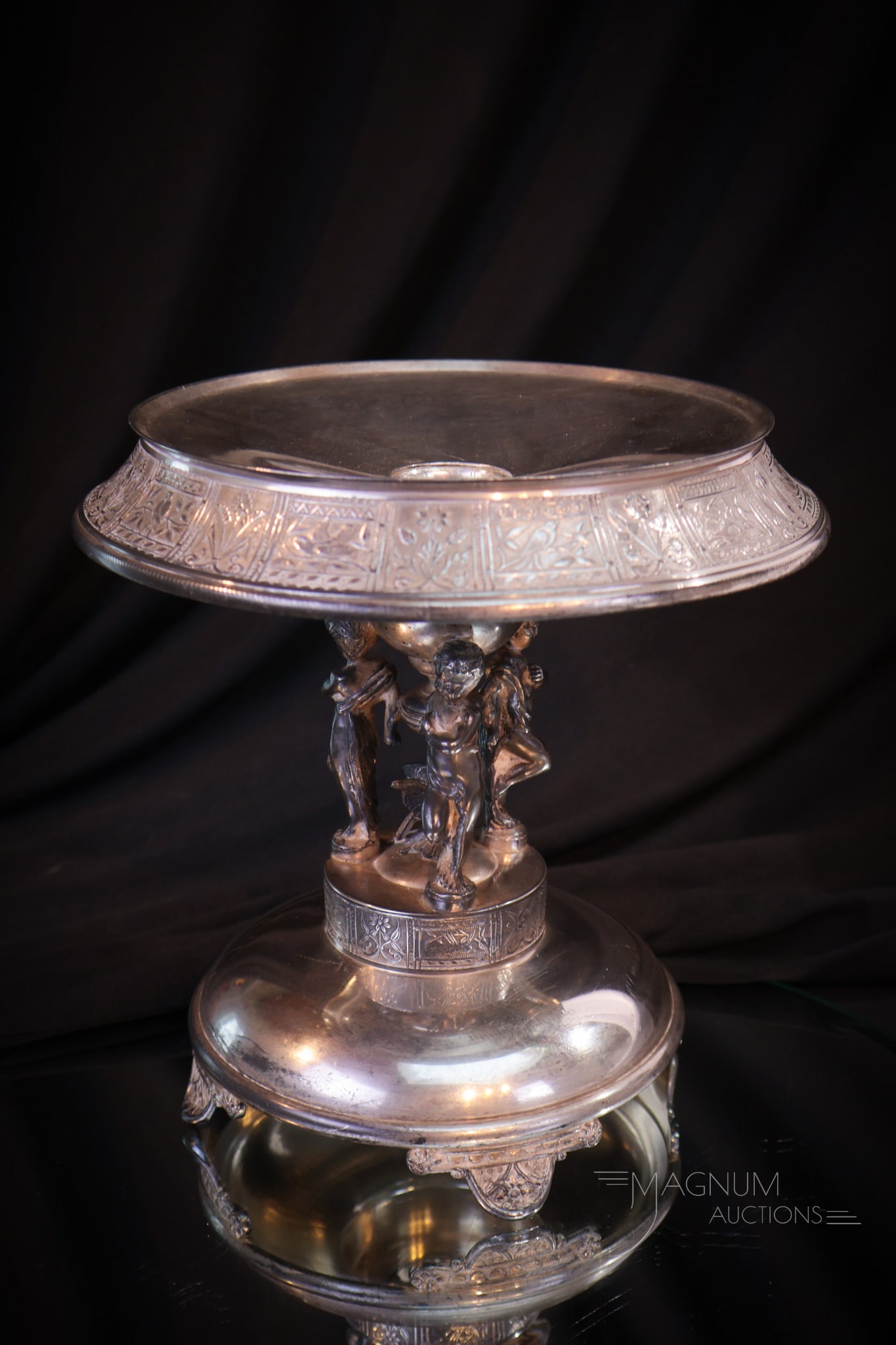 Pairpoint Victorian Silverplate Triple Cherub Brides Bowl Centerpiece Holder (1 of 6)
