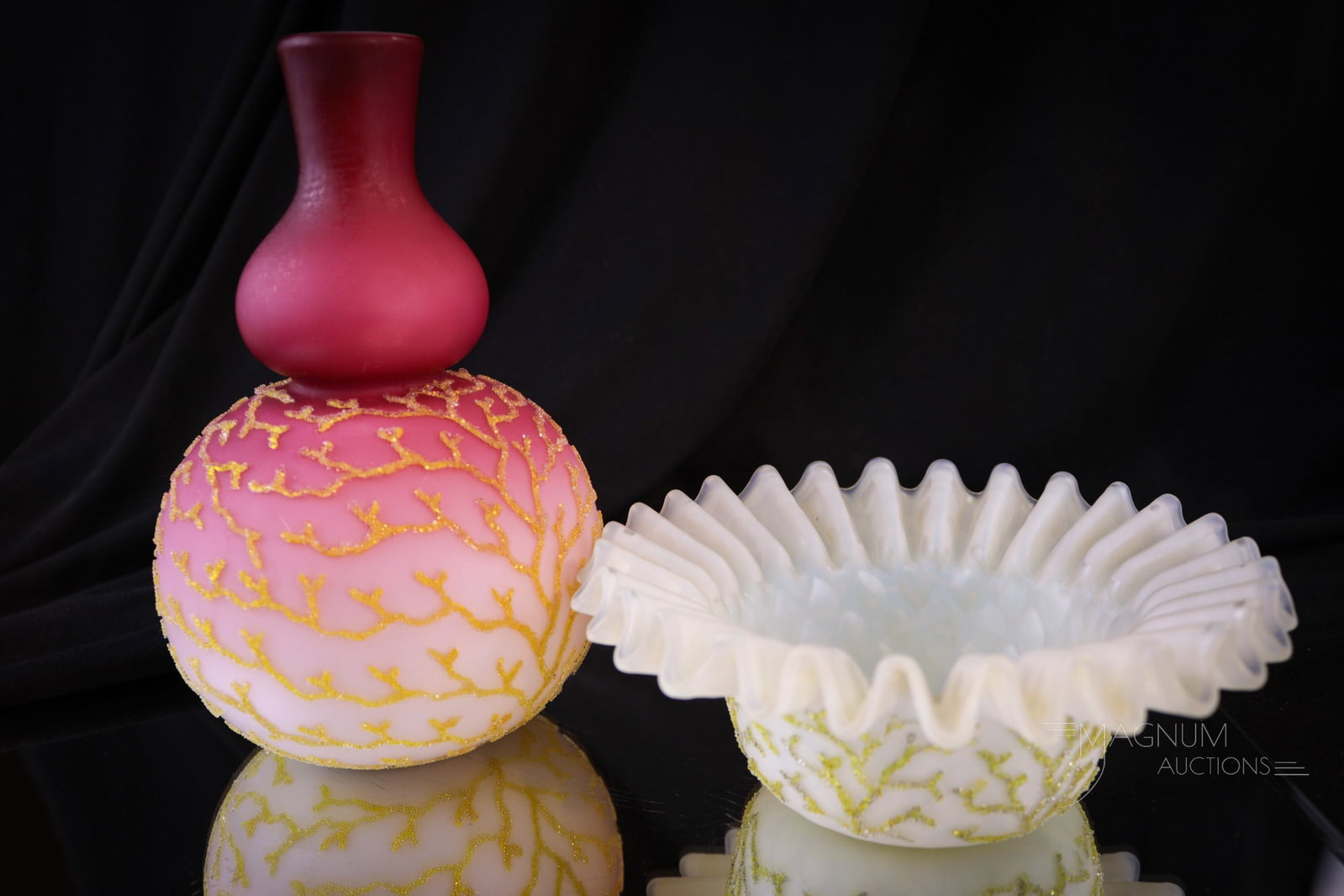 2 pc Lot Peachblow & Mother of Pearl Satin Coralene Glass: Two nice pieces of Victorian glass in this lot. We have firstly a peachblow satin coralene decorated gourd vase. This measures 6 1/4" tall. Secondly is a white mother of pearl diamond quilt pattern bo