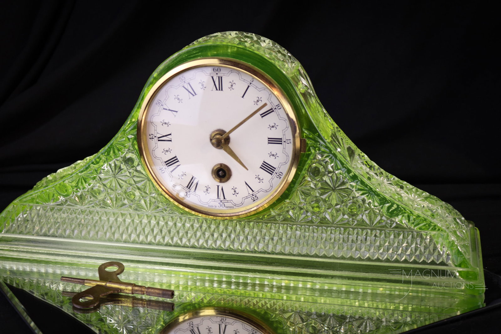McKee Vaseline Daisy & Button Victorian Glass Tambour Clock & Key: Rare find! Rare in the fact that this clock actually retains the original key. This McKee vaseline Daisy & Button pattern clock is amazing. Wouldn't this look nice under the Christmas tree? This one m