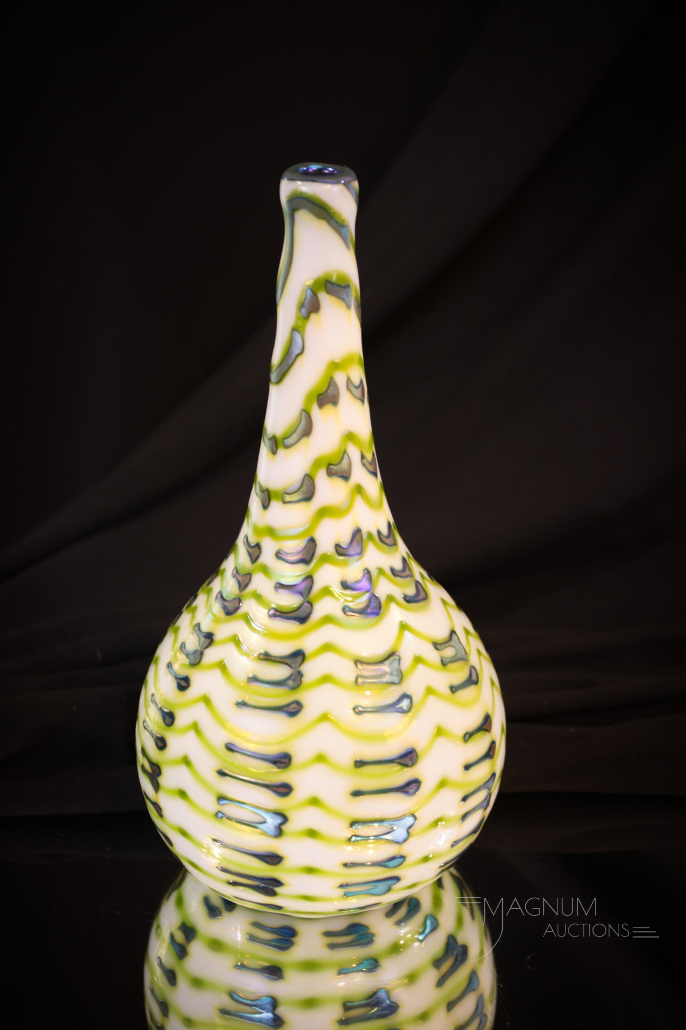 Charles Lotton 1977 Art Glass Vase (1 of 4)