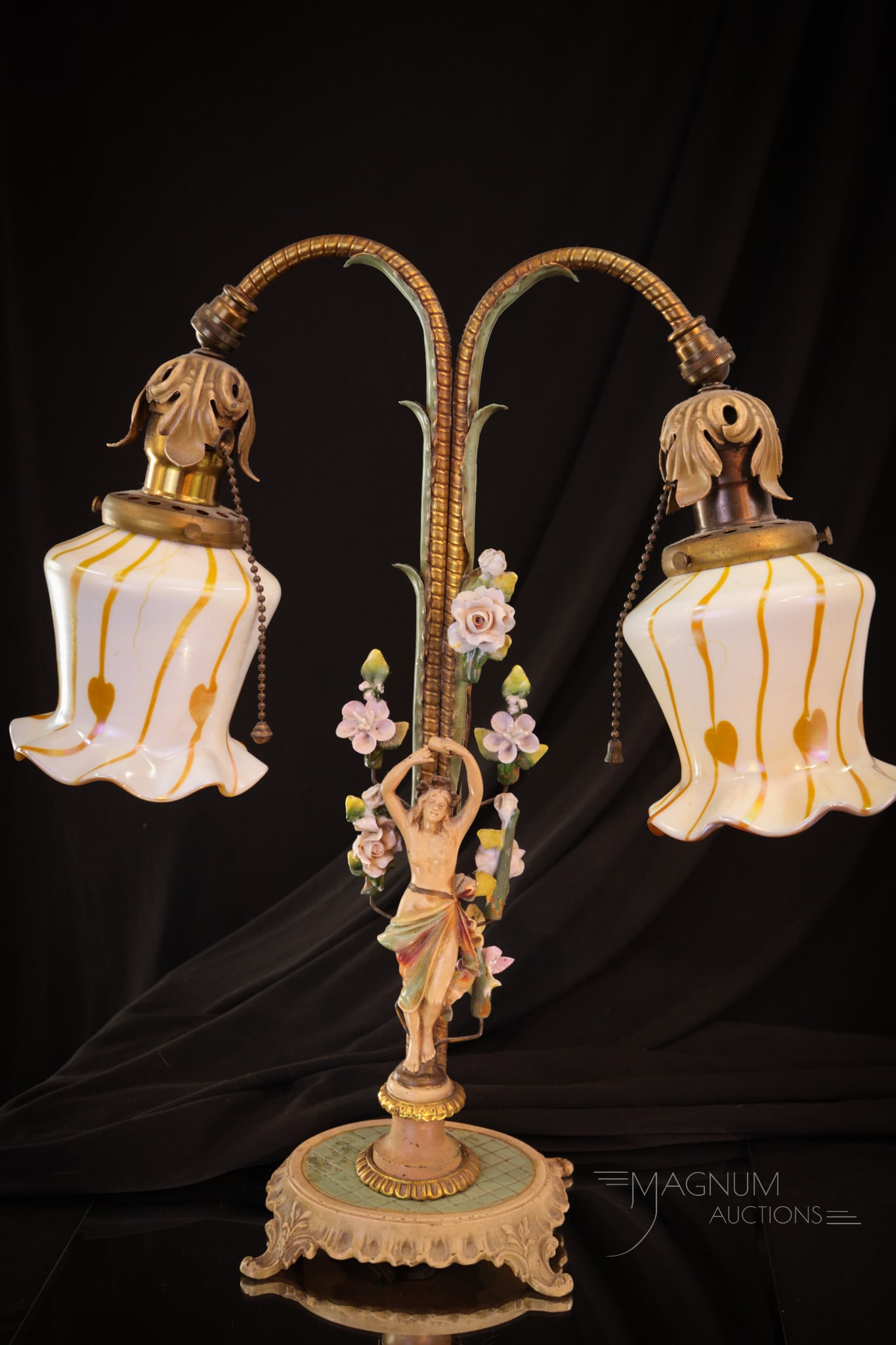 Fostoria Art Glass Iris Heart & Vine Figural Boudoir Lamp: Select find here in this Fostoria art glass "Iris" line, "Heart and Vine" decoration shaded lamp. This boudoir lamp features a figural nude lady and metal floral adornments on either side. Lamp measur