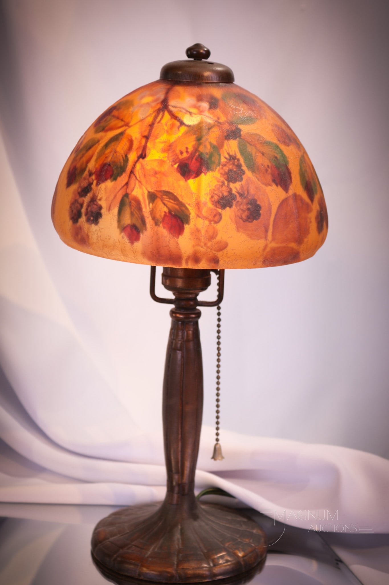 Signed "Handel 6706" Reverse Painted Boudoir Lamp (1 of 14)