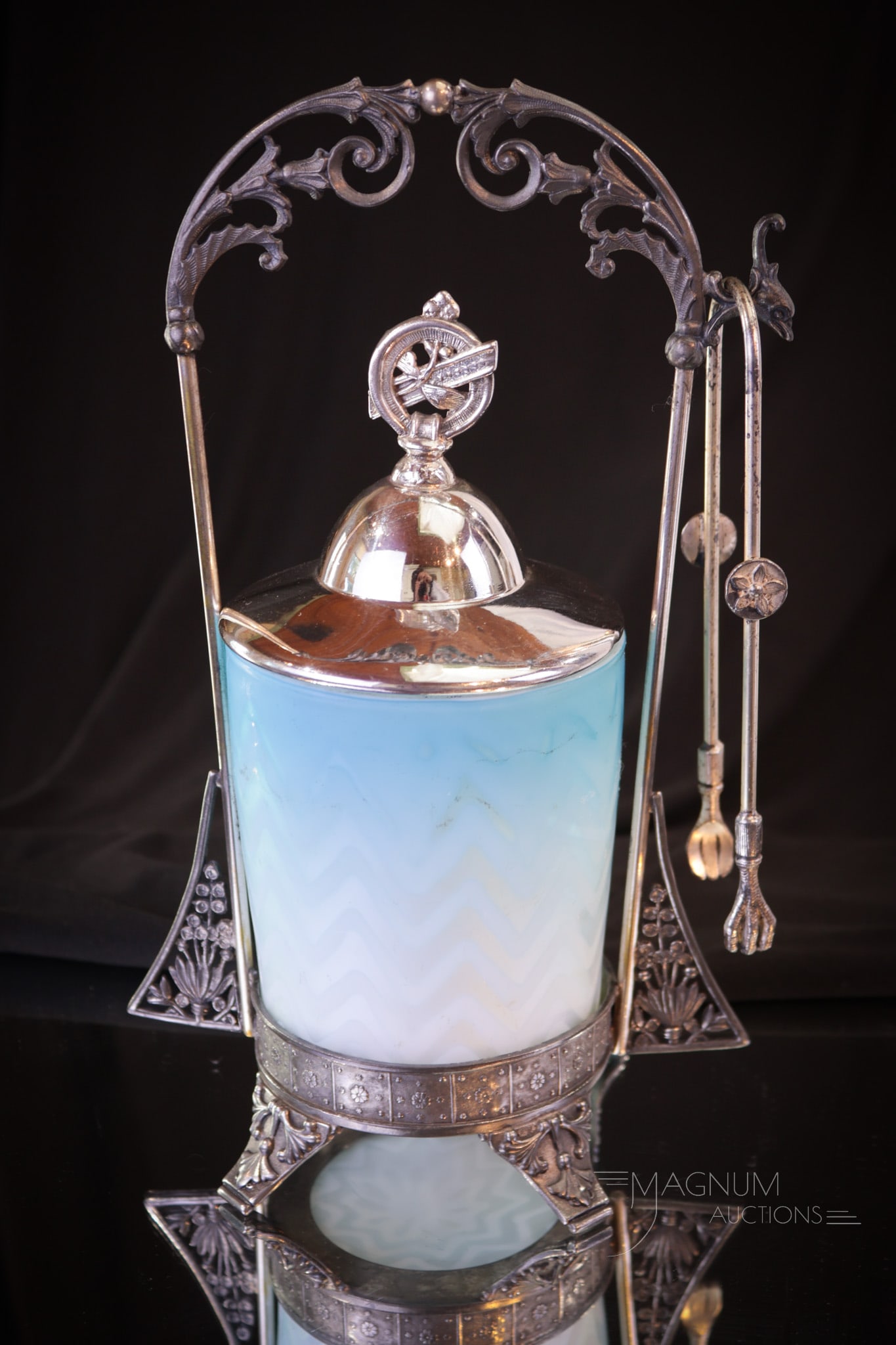 Barbour Bros. Silverplate Victorain Mother of Pearl satin Glass Pickle Castor (1 of 8)