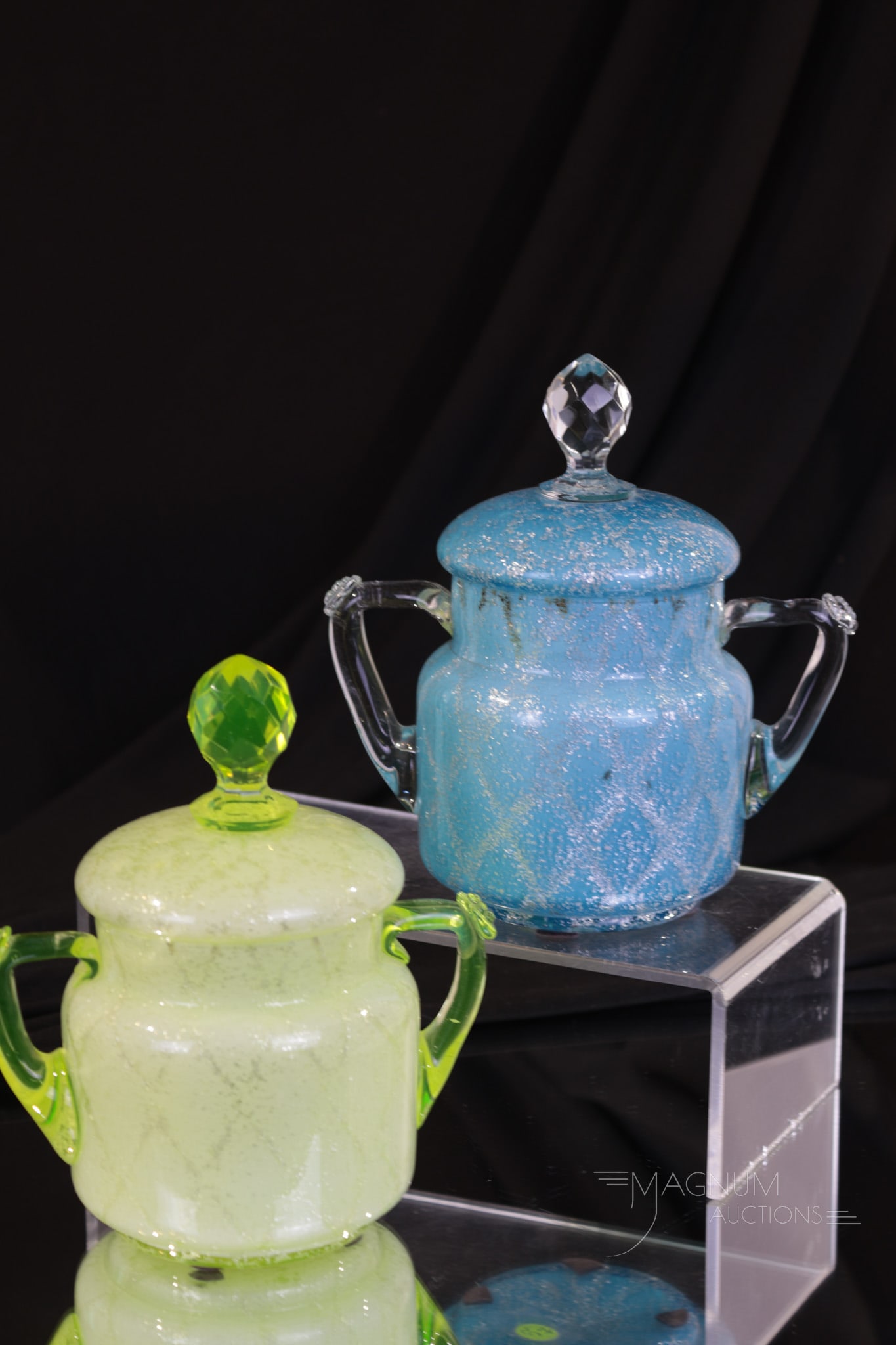 2 pc Lot Victorian Vaseline Adventurine Art Glass Covered Sugar Bowls (1 of 12)