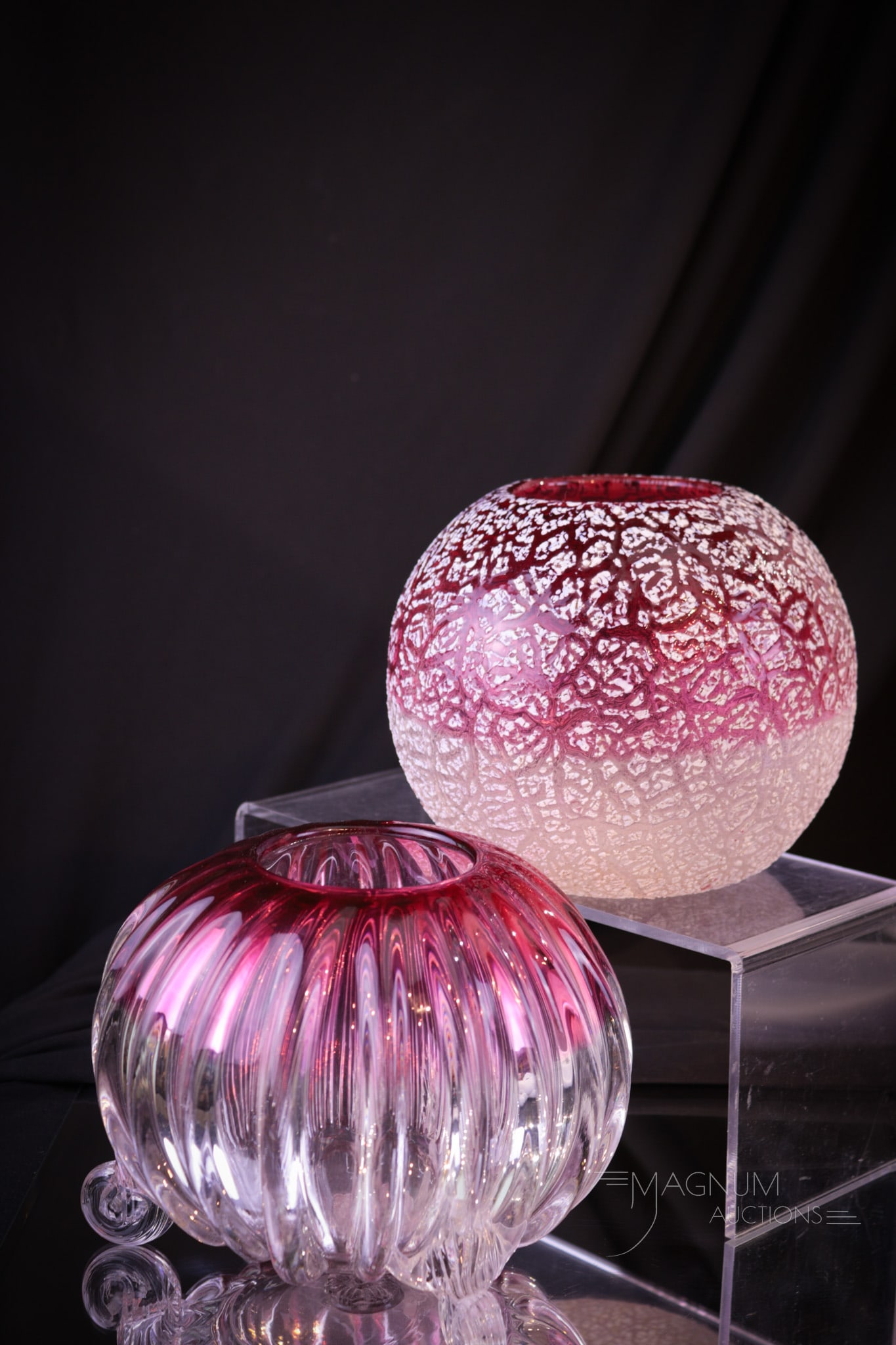 2 pc Lot Hobb's Victorian Cranberry Glass Rose Bowls (1 of 7)