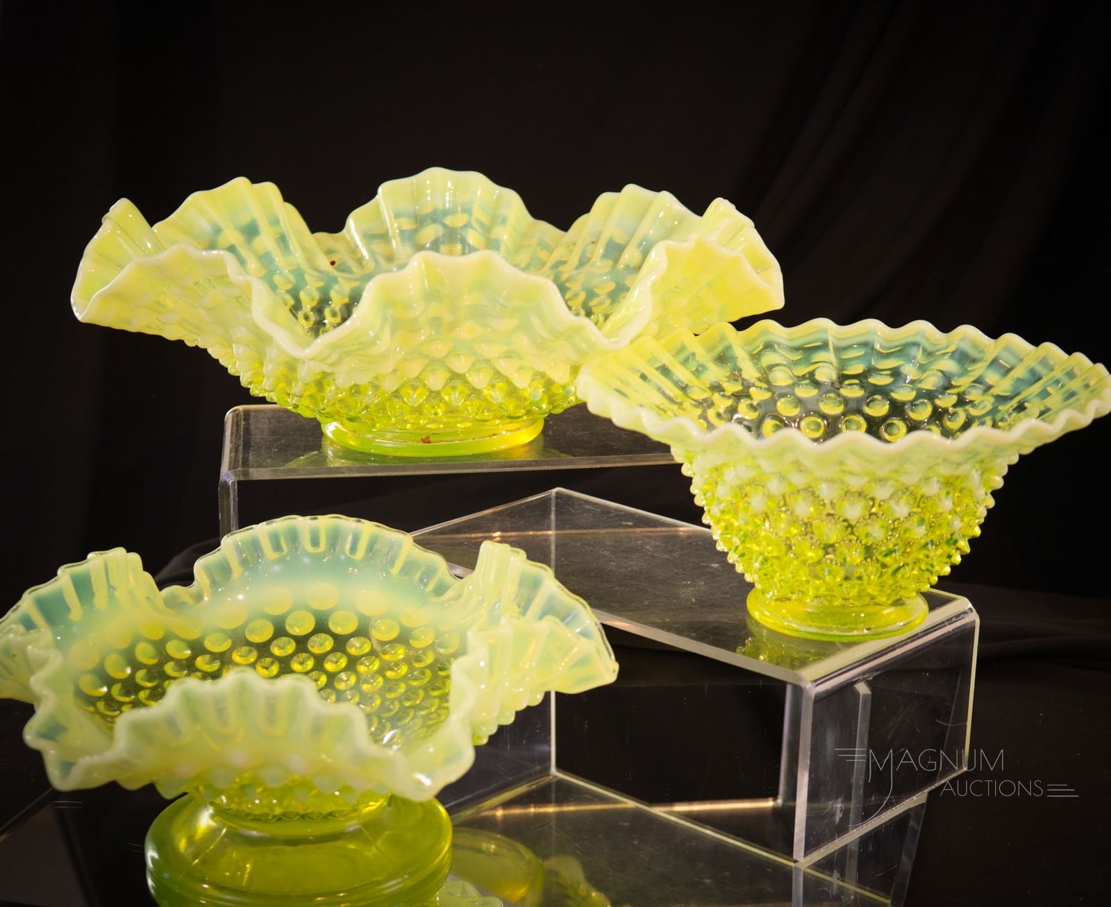 3 pc Lot Fenton Topaz Vaseline Opalescent Hobnail Bowls (1 of 8)