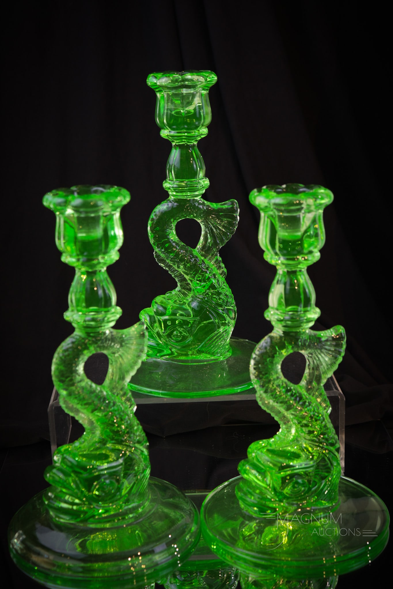 3pc Lot Cambridge Uranium Light Emerald Dolphin Candlesticks (1 of 7)