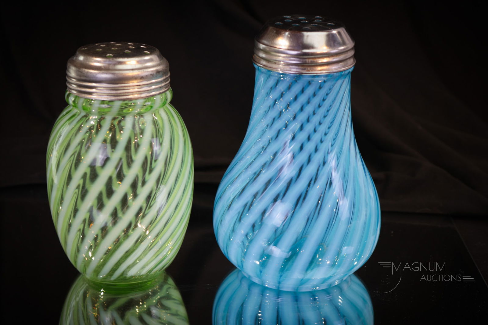 2 pc Lot Victorian & Fenton Glass Sugar Shakers (1 of 7)