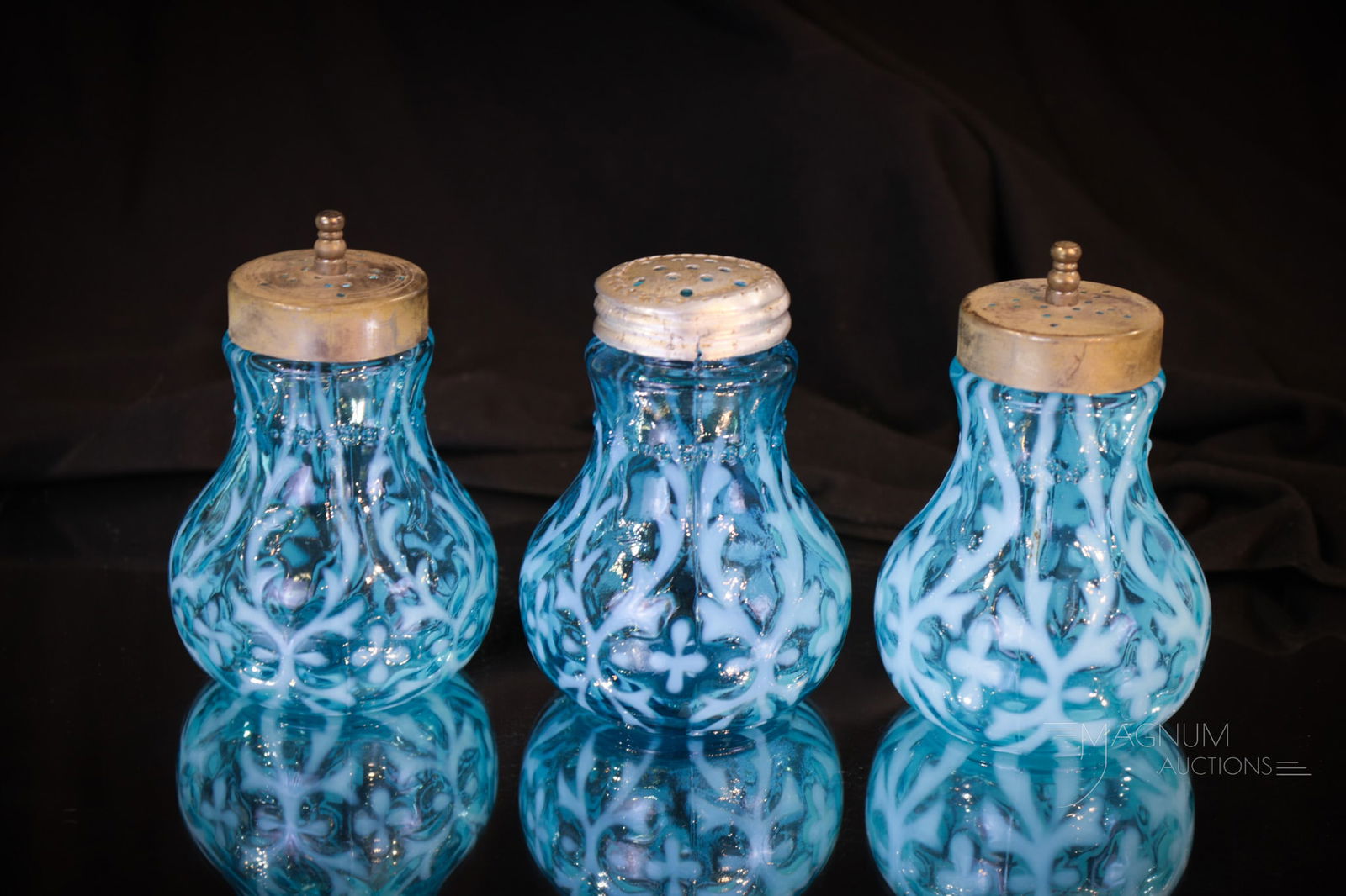 3 pc Lot Northwood Spanish Lace Victorian Glass Blue Opalescent Salt Shakers (1 of 3)
