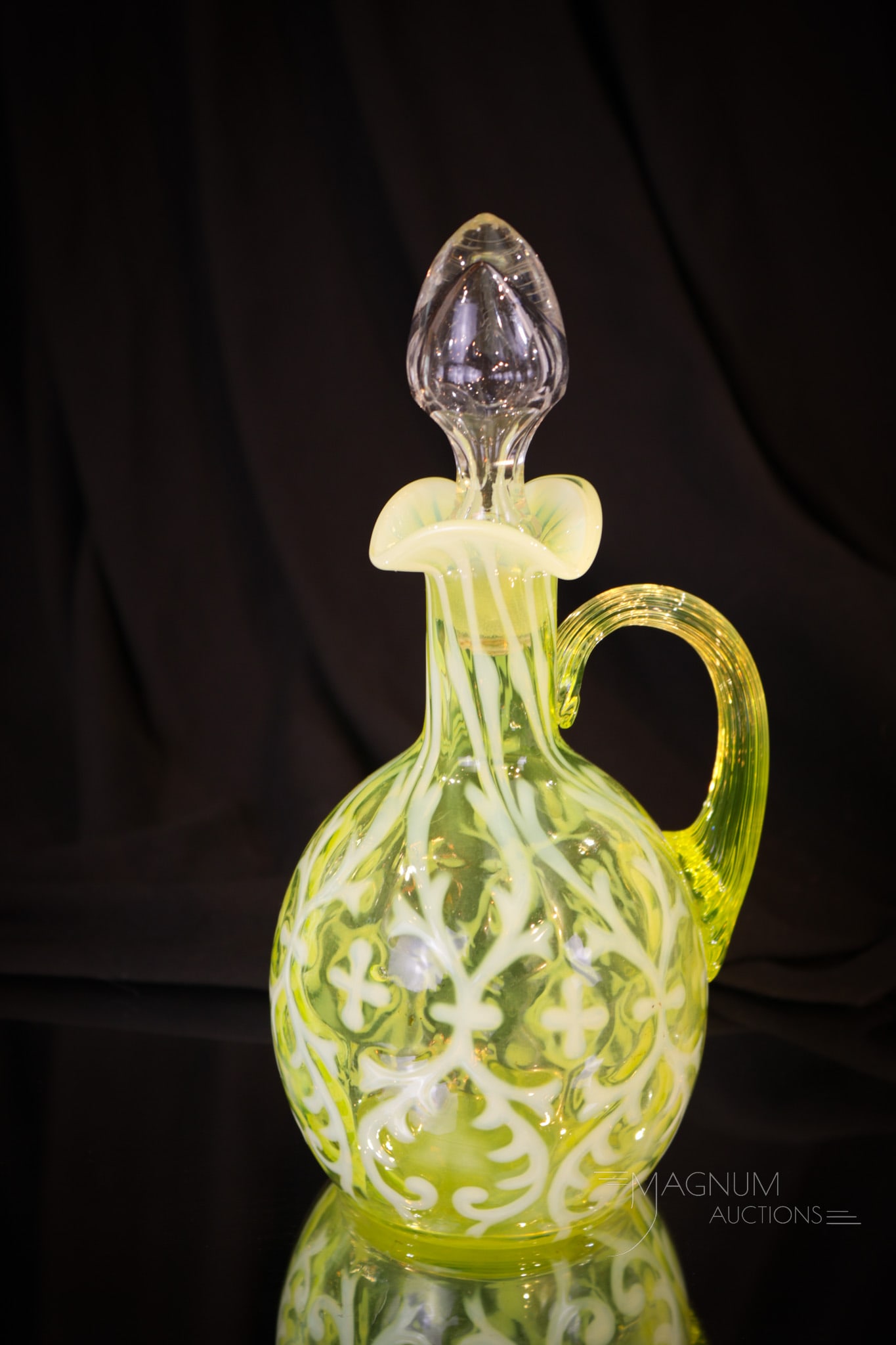 Northwood Vaseline Opalescent Spanish Lace Victorian Glass Cruet: A seldom found piece here folks! This Northwood cruet in vaseline opalescent "Spanish Lace" pattern glows brilliantly under black light. A find for any collector! This cruet measures 8" tall.