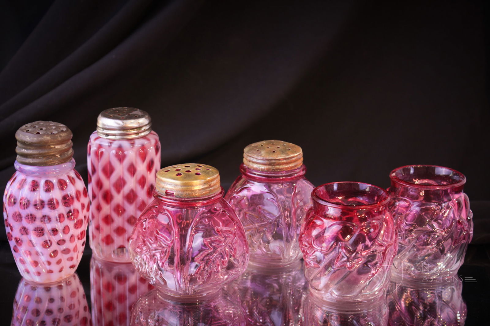 6 pc Lot Northwood Rubina Royal Ivy & Oak Opalescent & More Glass (1 of 4)