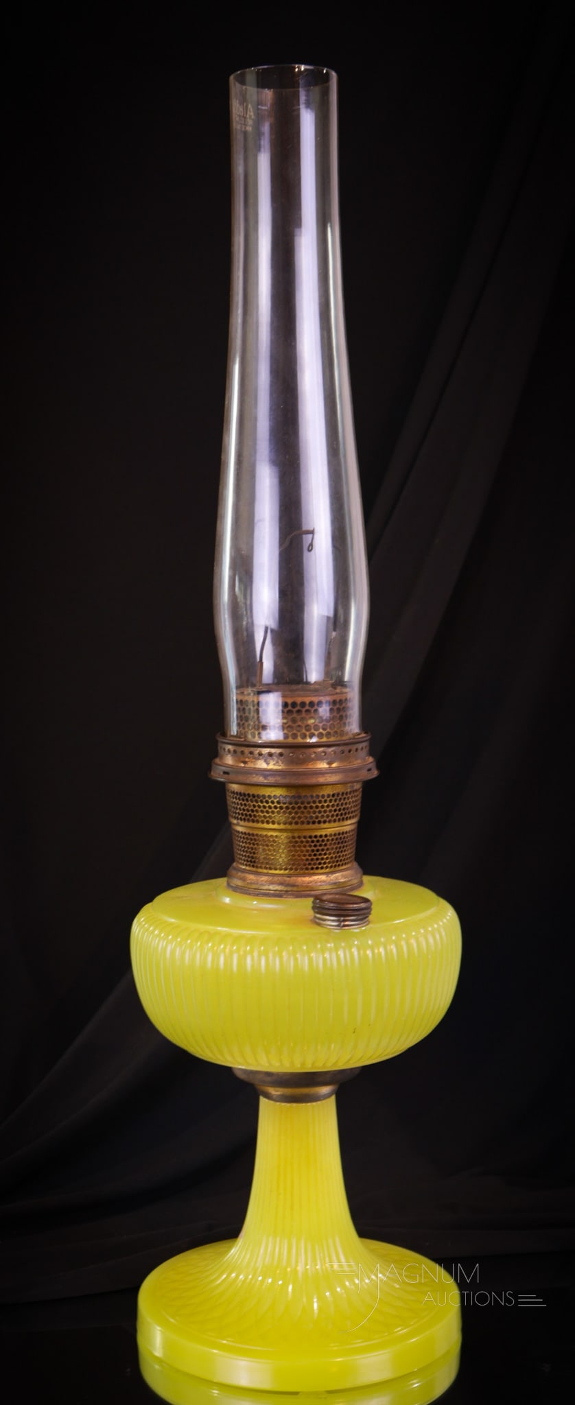Aladdin Yellow Moonstone Vertique Uranium Glass Oil Lamp (1 of 7)