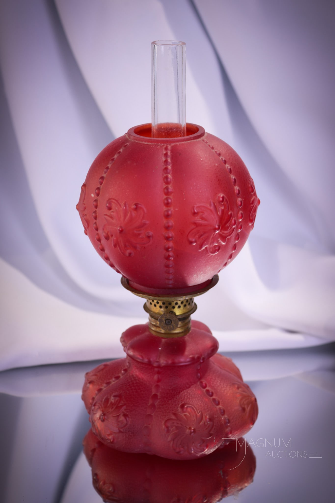Red Satin Victorian Miniature Oil Lamp (1 of 14)