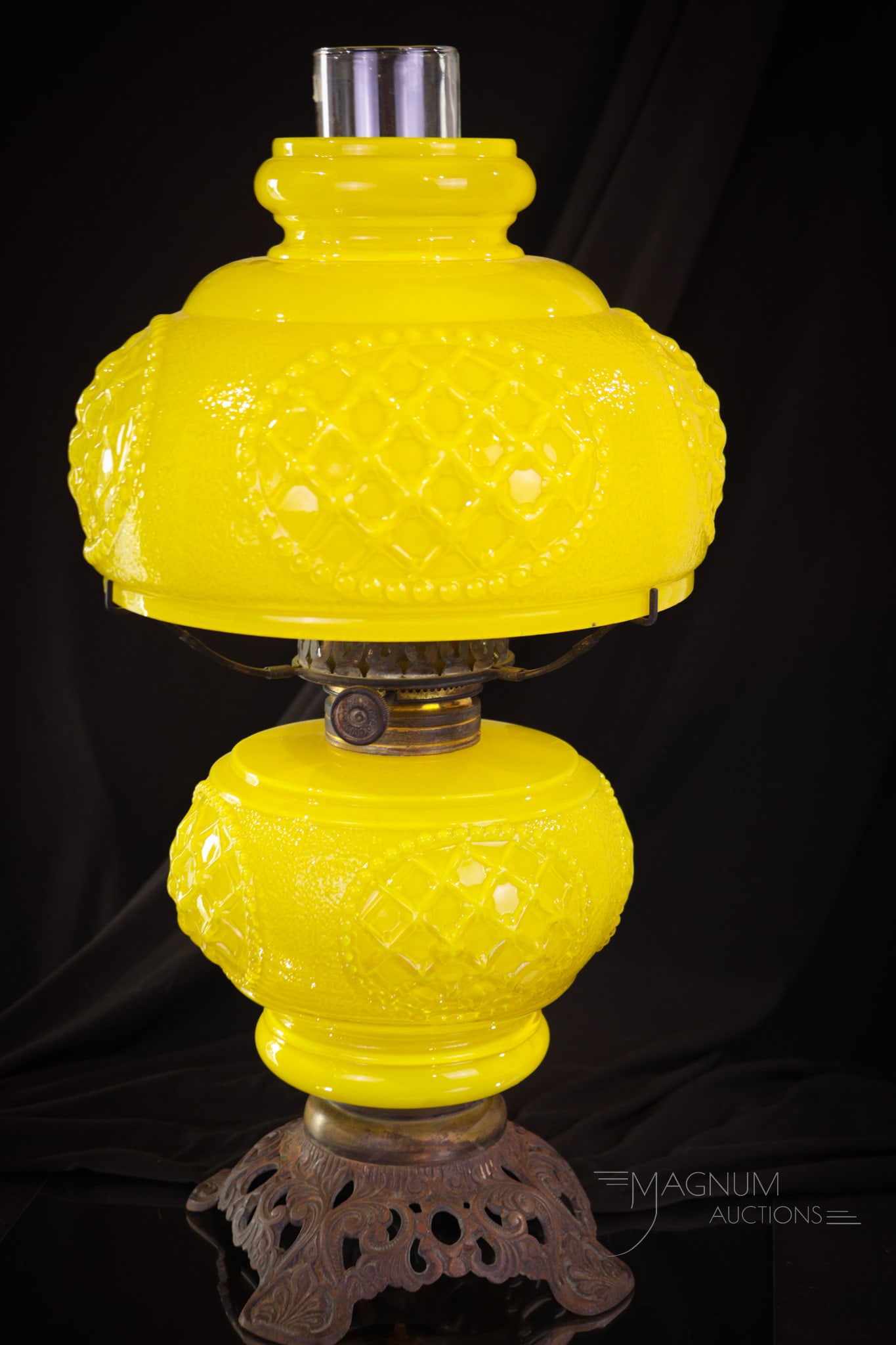Yellow Cased Consolidated Glass Prince Edward Victorian Oil Lamp (1 of 11)