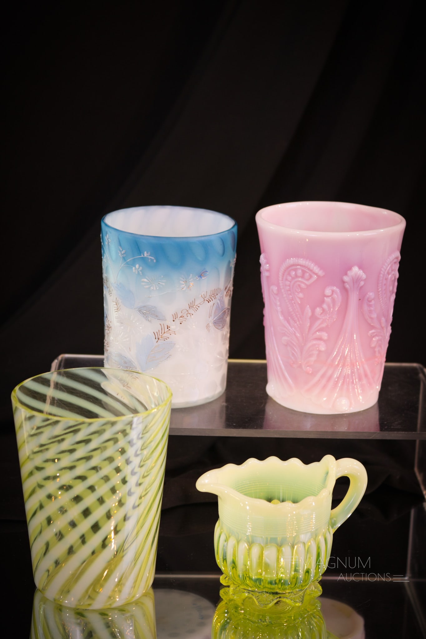 4 pc Lot Victorian Vaseline Opalescent Mother of Pearl Glass & More (1 of 13)