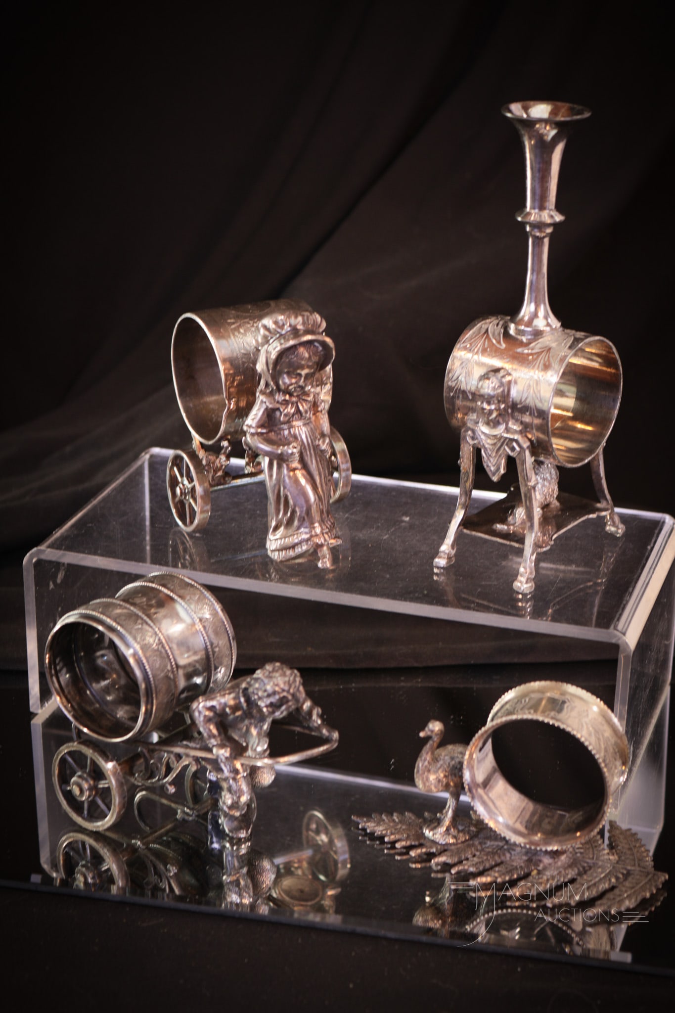 4 pc Lot Figural Silverplate Victorian Figural Napkin Rings Taunton Tufts & More (1 of 15)