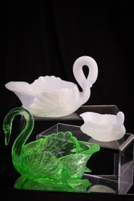 3 pc Lot Cambridge Glass Swans Uranium & More