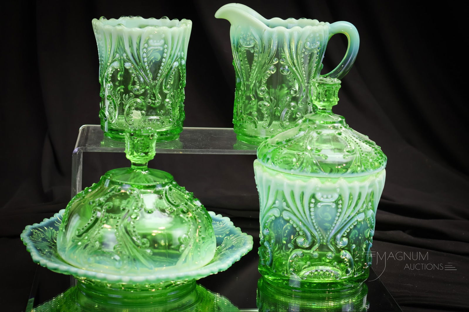 Victorian green Opalescent Jefferson Glass Idyll Table Set (1 of 12)