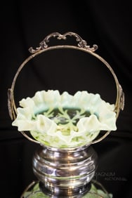 Northwood Vaseline Opalescent Glass Miniature Spanish Lace Brides Bowl