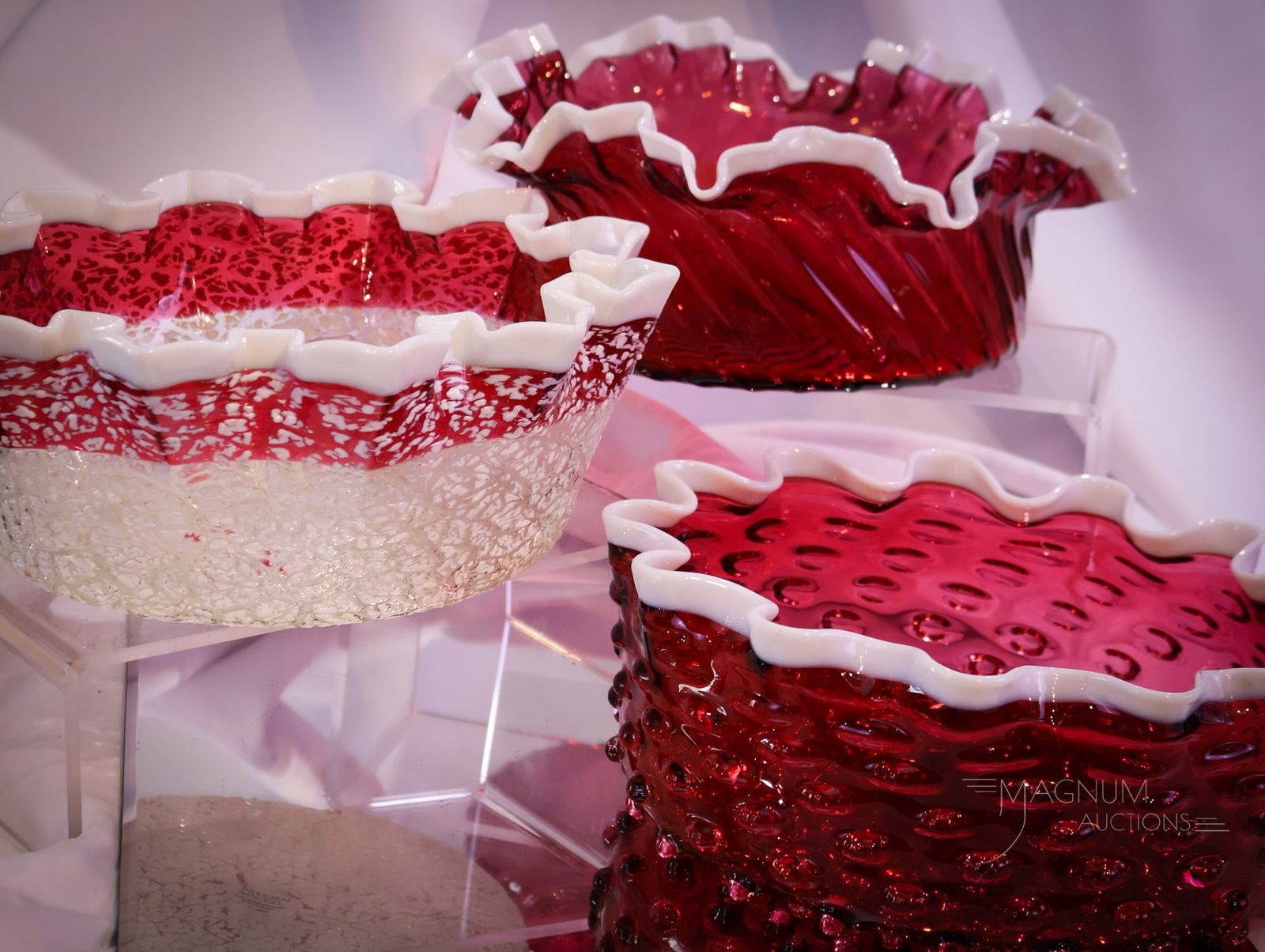 3 pc Lot Hobb's Victorian Glass Bowls (1 of 10)