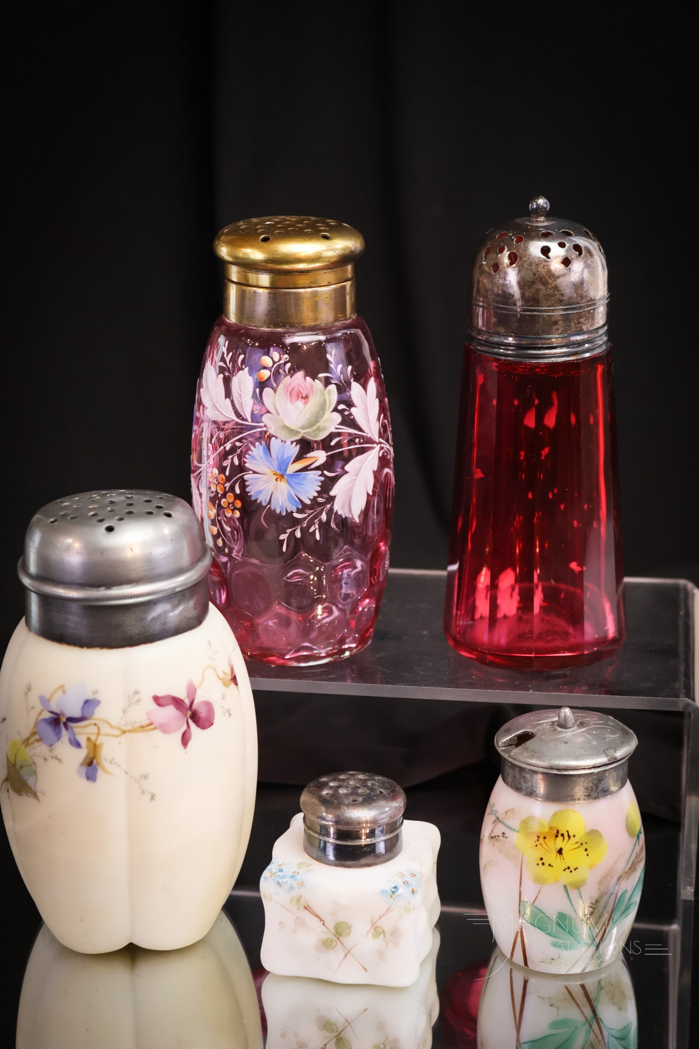 5 pc Lot Victorian Glass Sugar Shakers & More (1 of 4)