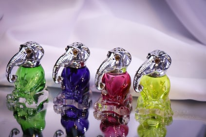 4 pc Lot Figural Elephant Art Glass Salt Shakers