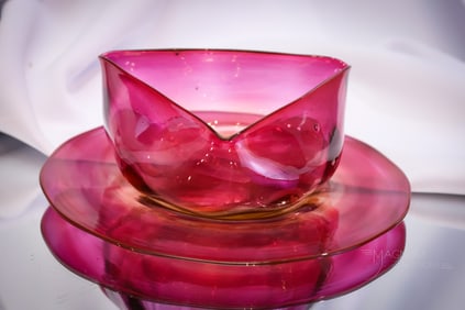 New England Victorian Glass Amberina Finger Bowl & Underplate
