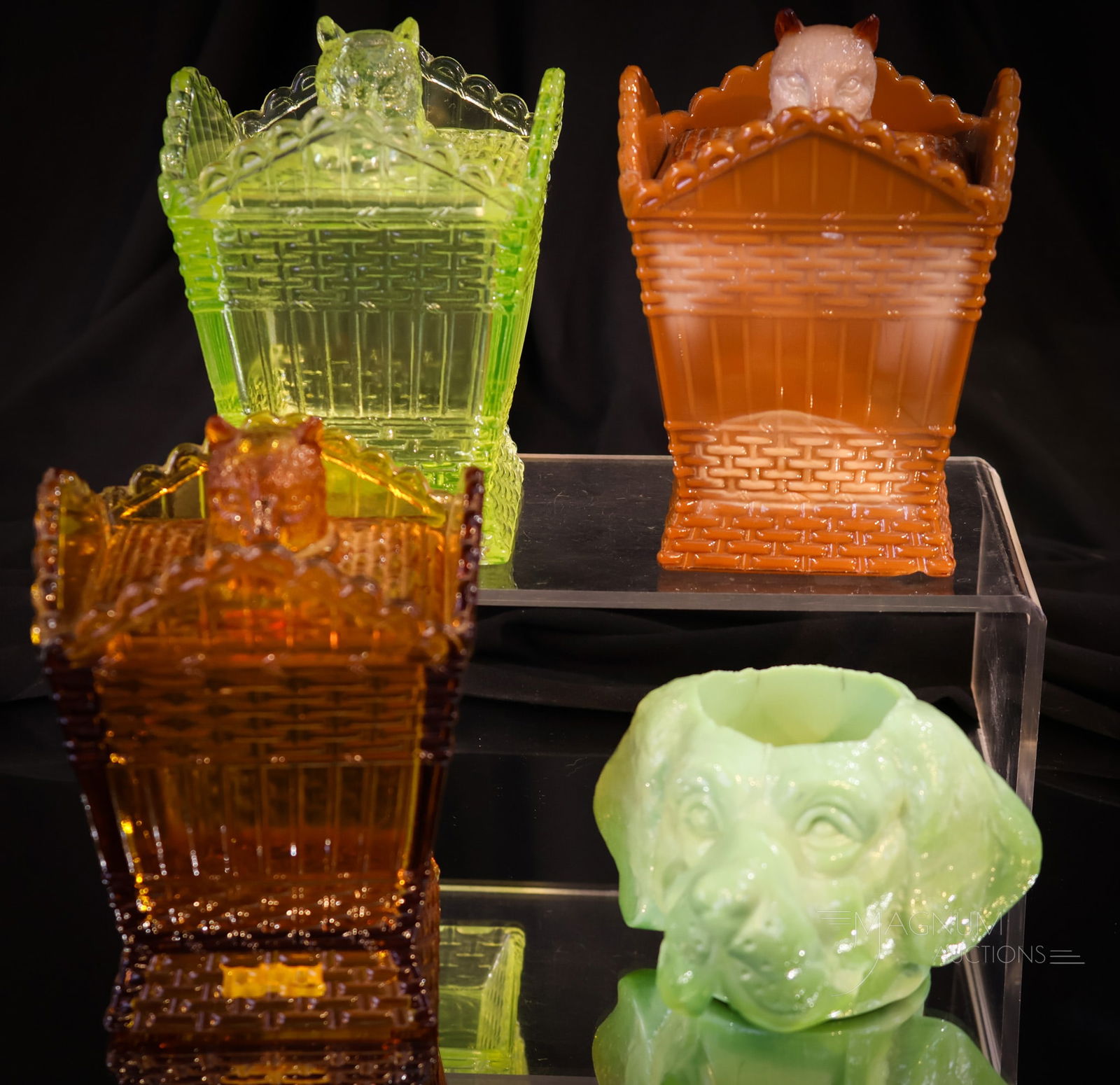 4 pc Lot Greentown Interest Glass (1 of 15)